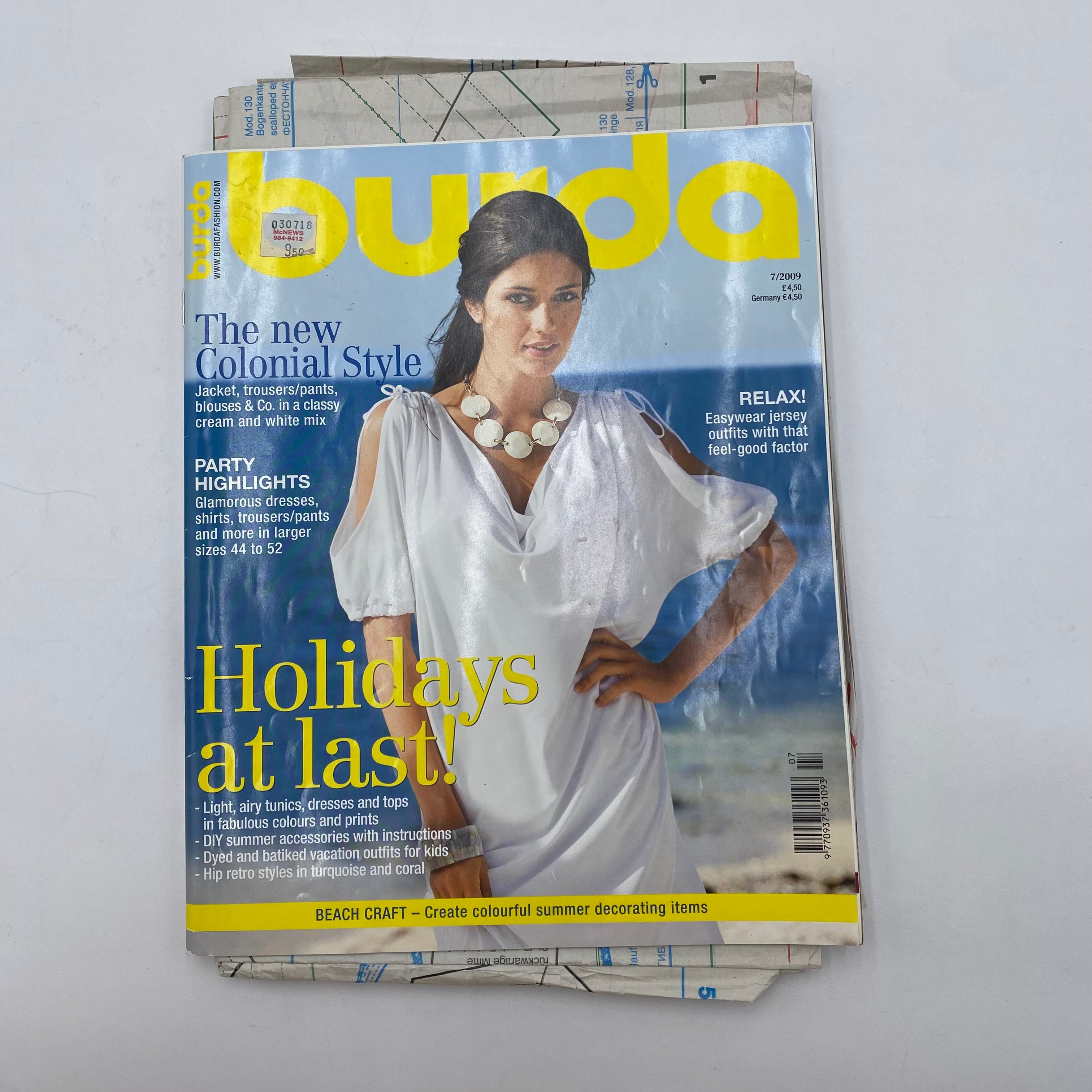 Burda Magazine - July 2009 (NBK0243)