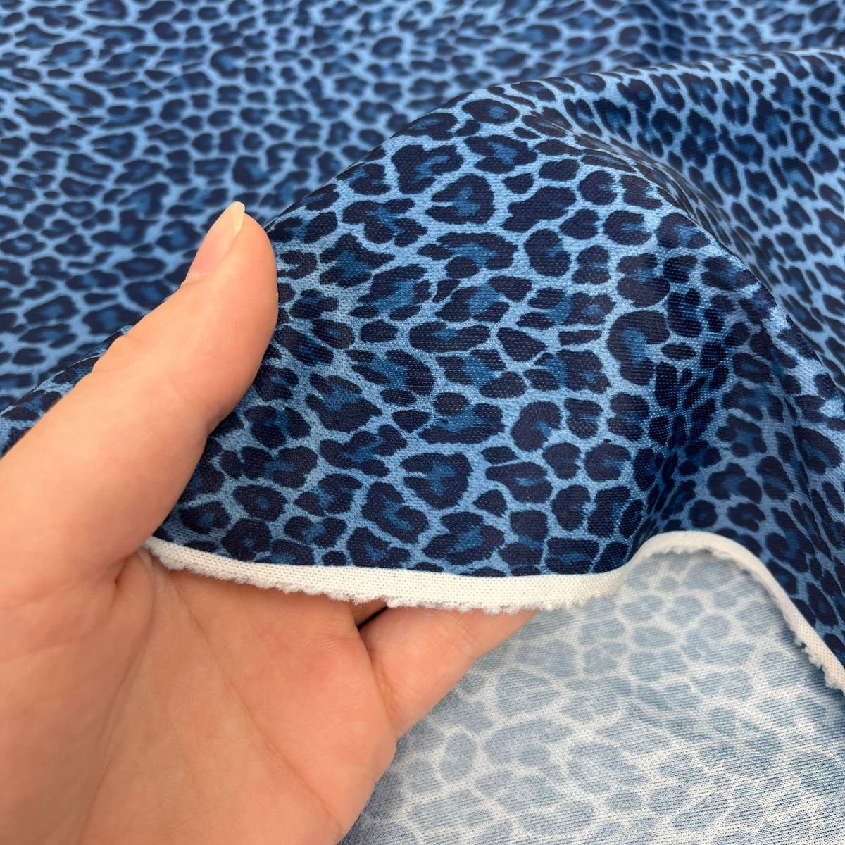 Knit - Blue Leopard (KXX0276)