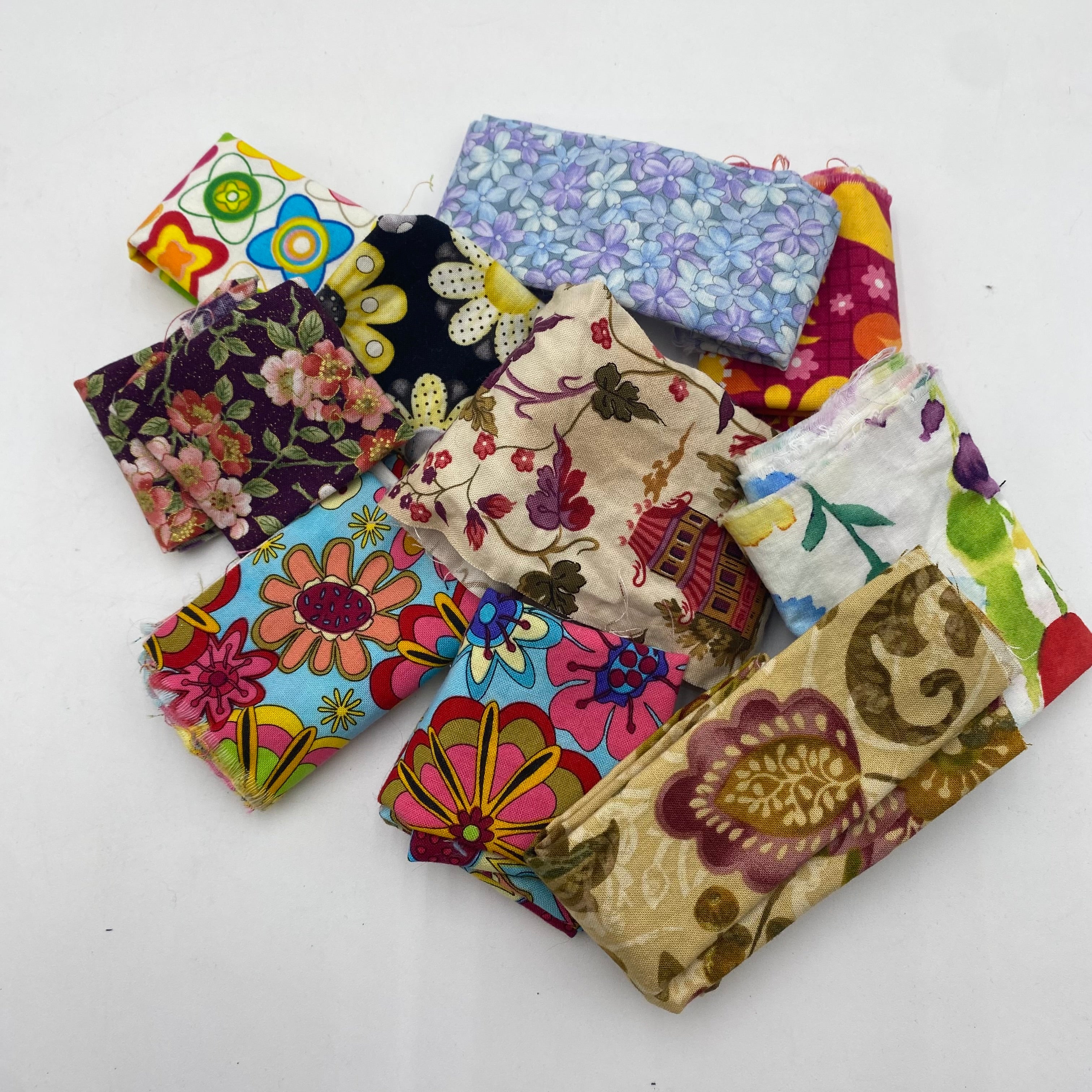 Quilting Cotton Scrap Bundle - Floral (WQC2920)