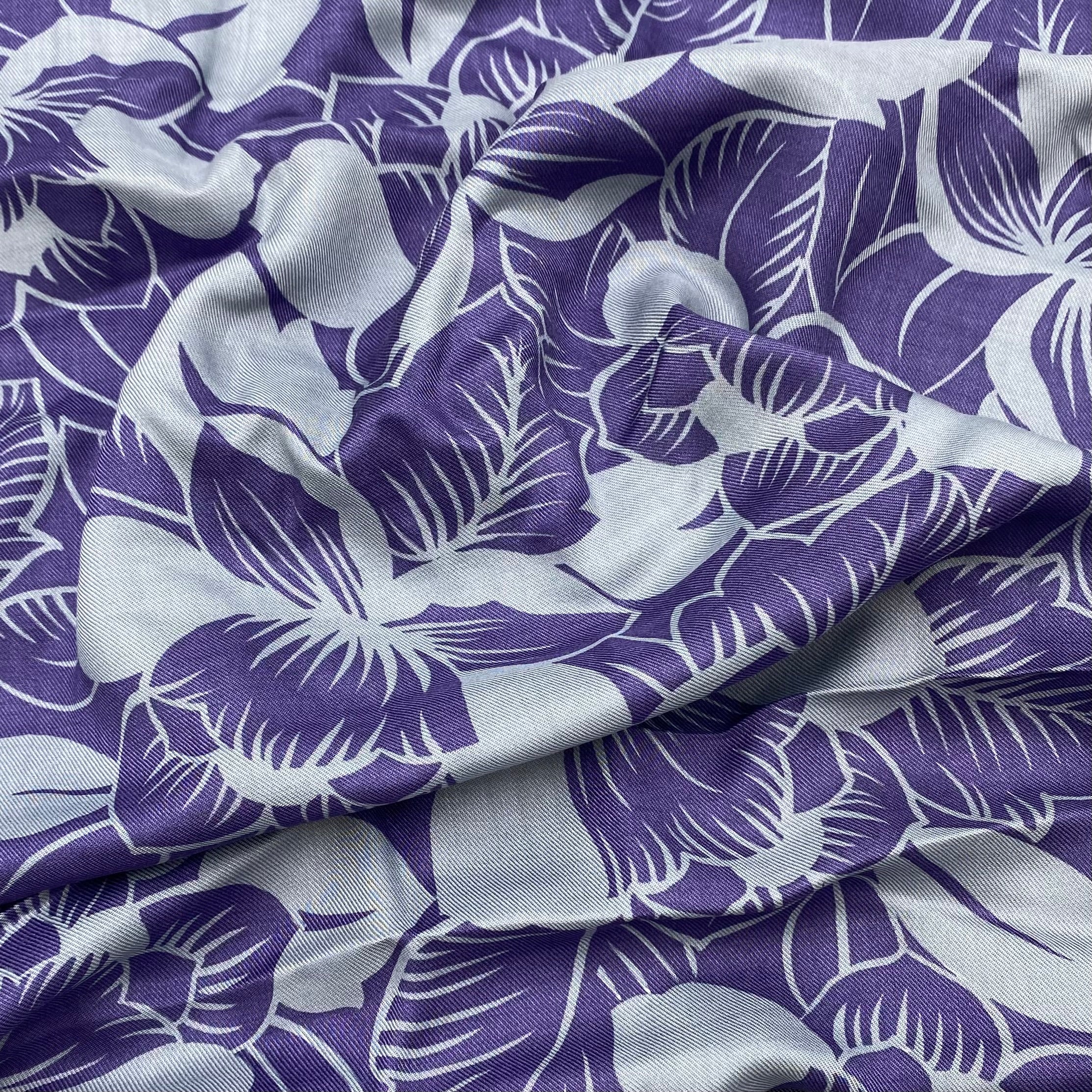 Rayon Dress Weight - Violet Field (WDW3360)