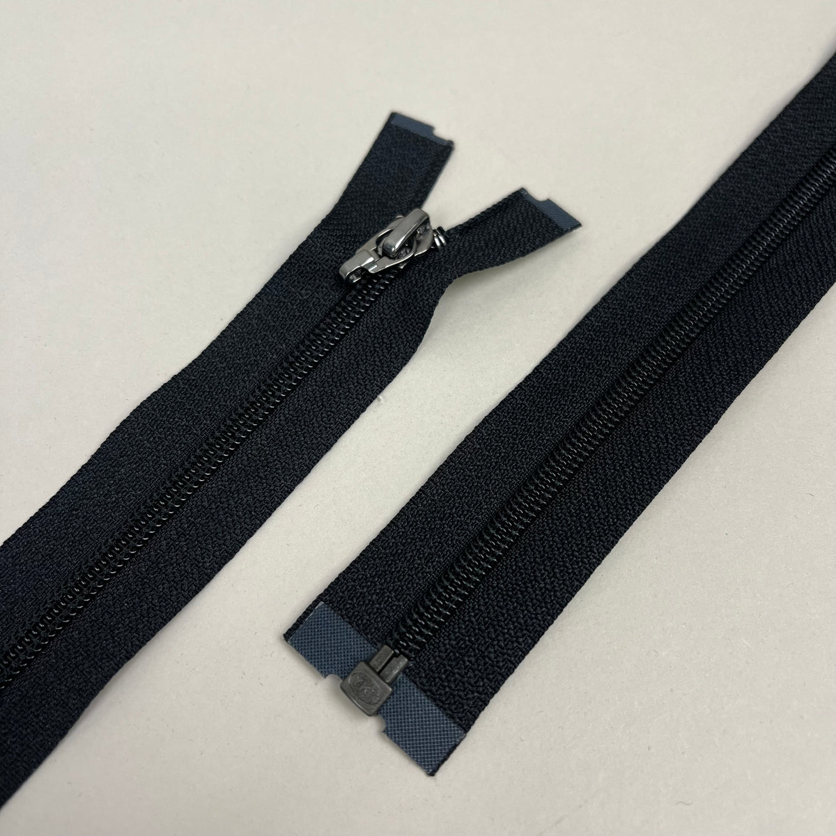 5 Separating Nylon Zippers - Black 19" (NZP0517)