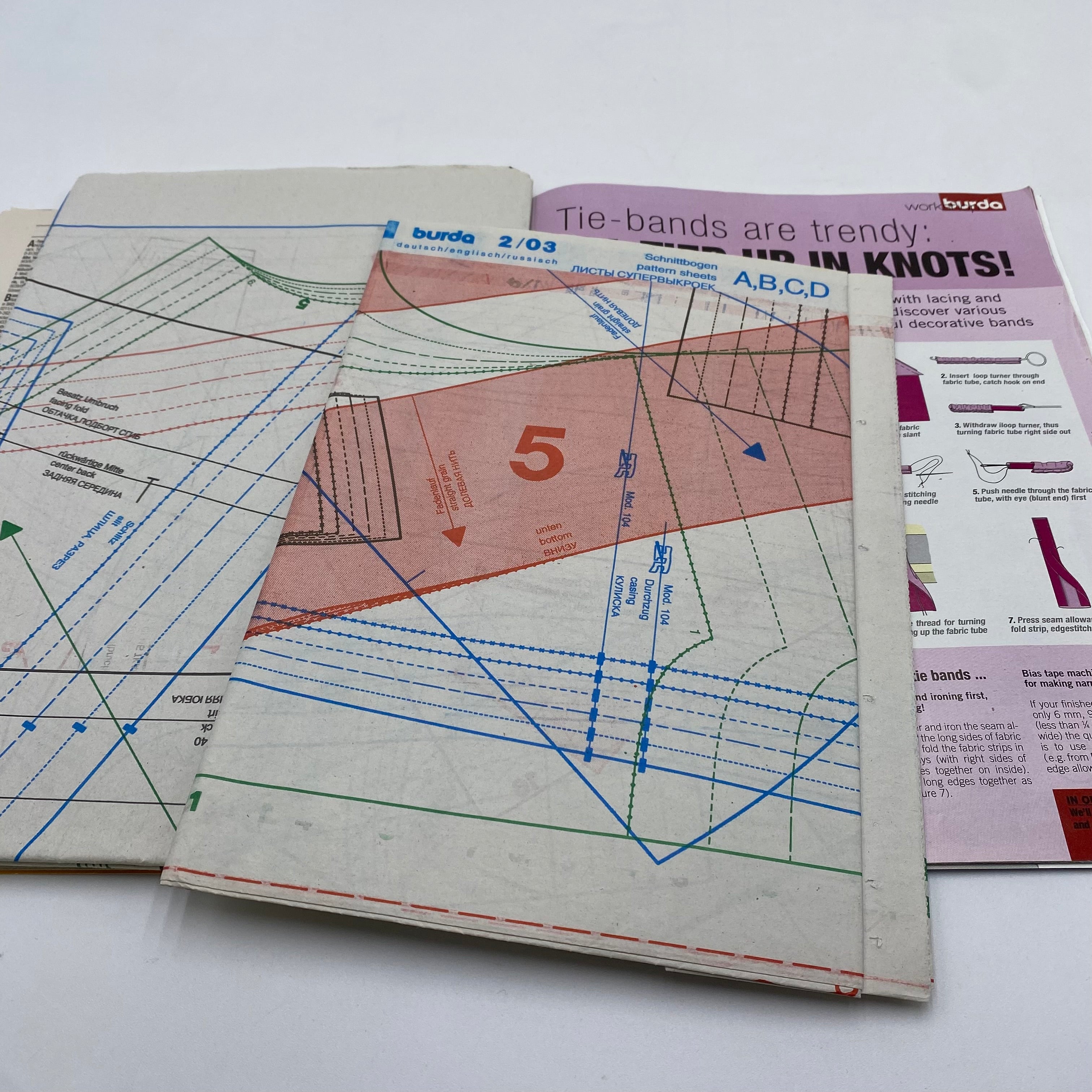 Burda Magazine - February 2003 (NBK0149)