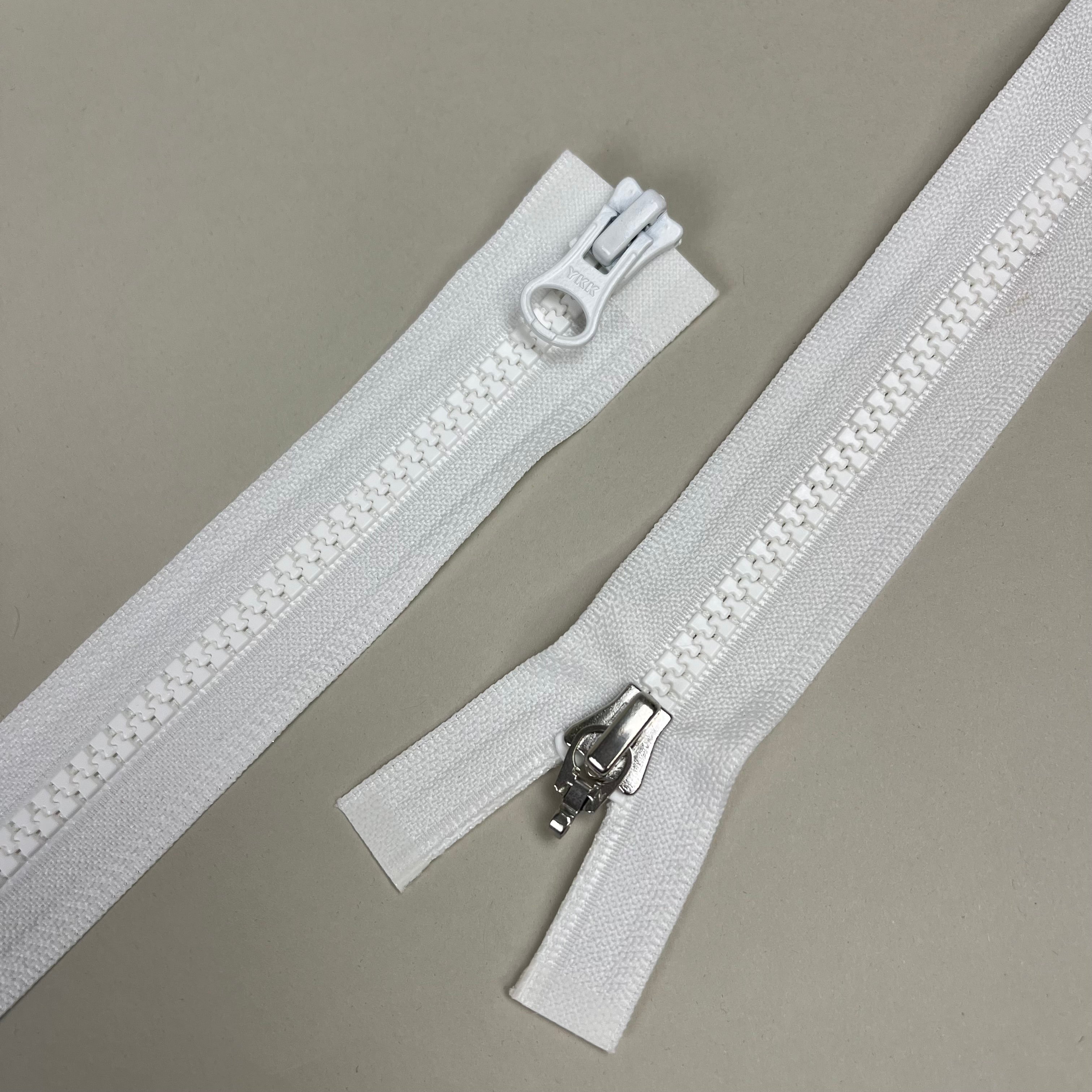 Two-Way Plastic Zipper - White 25" (NZP0461)