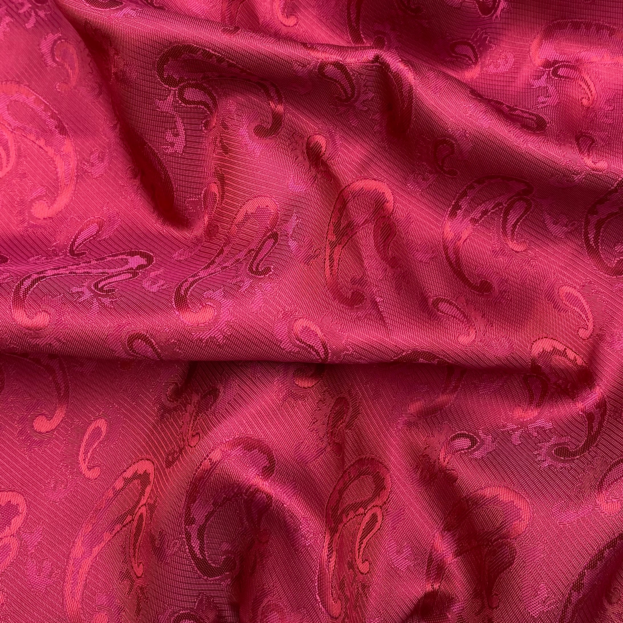 Rayon Lining - Magenta Paisley Jacquard (WDW3373)