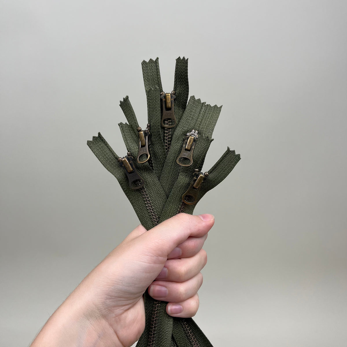5 Two-Way Metal Zippers - Army Green & Brass 8" (NZP0497)