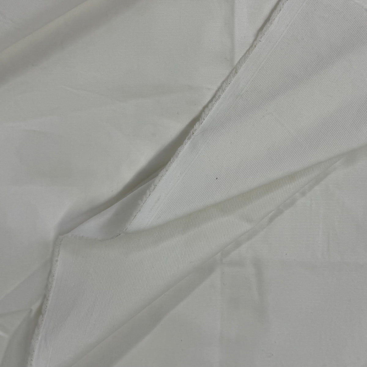 Cotton Corduroy - Creamy White (WCD0051:52)