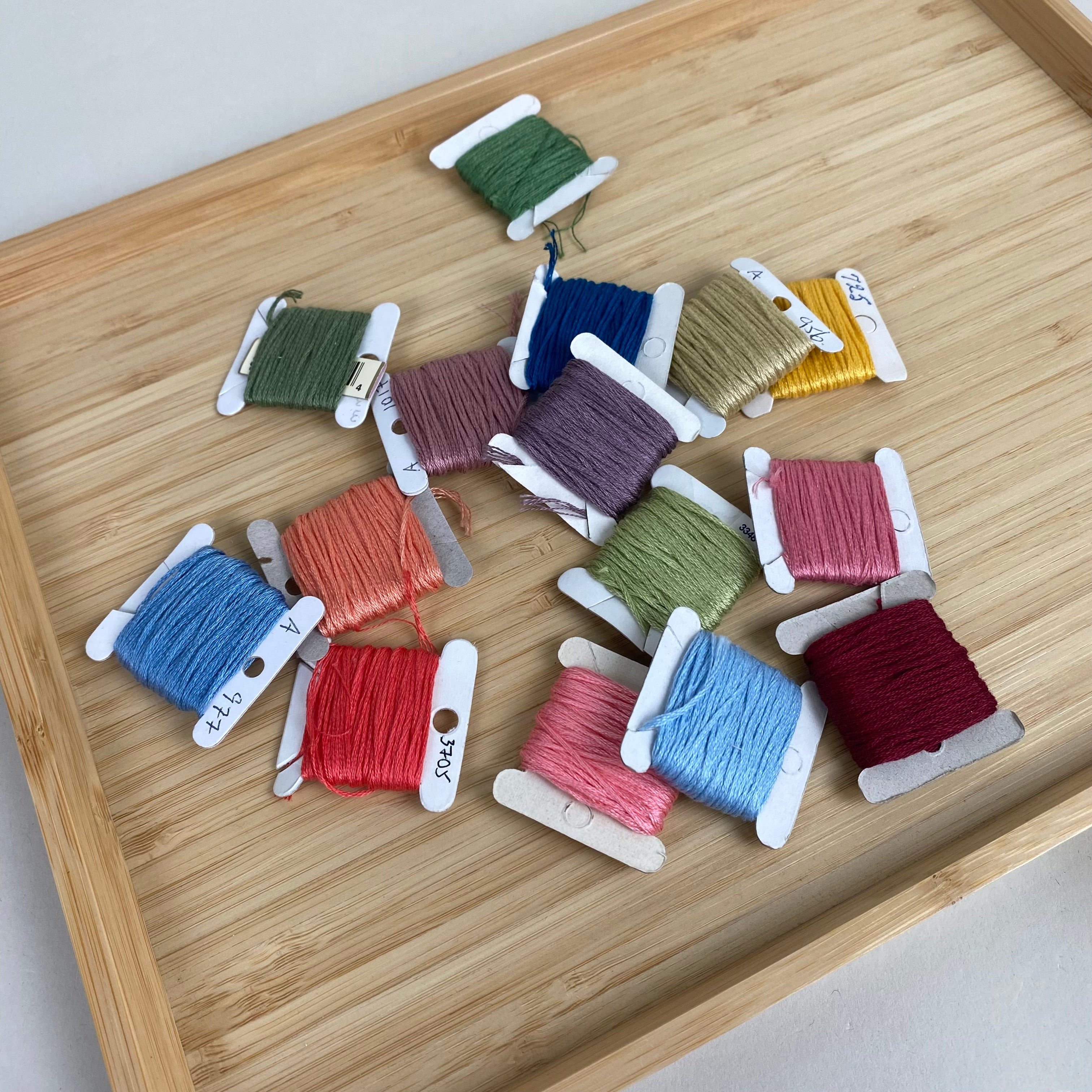 Embroidery Floss - 15 colours (NXX1669)