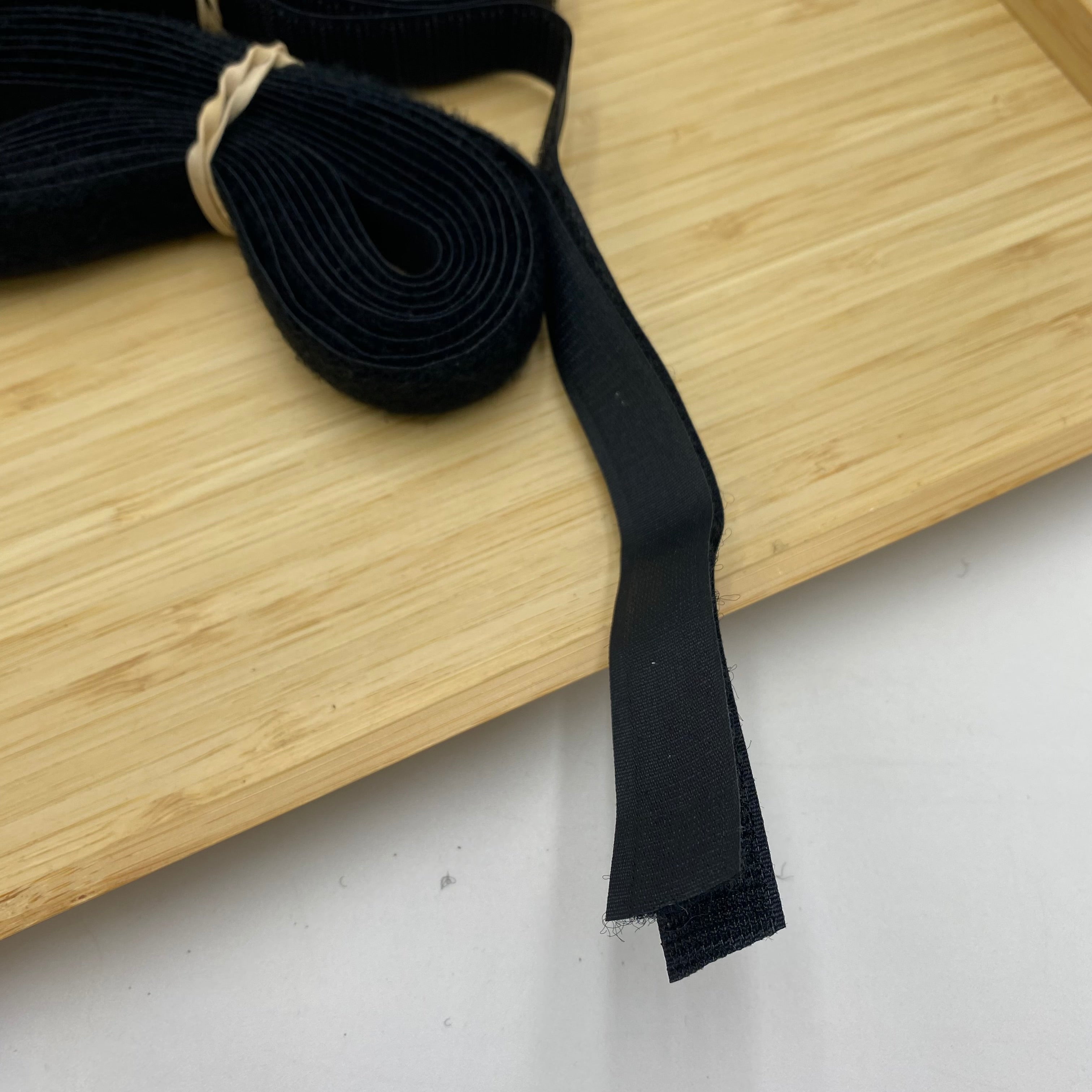 3/4" Velcro Hook and Loop - 3m Black (NXX1762)