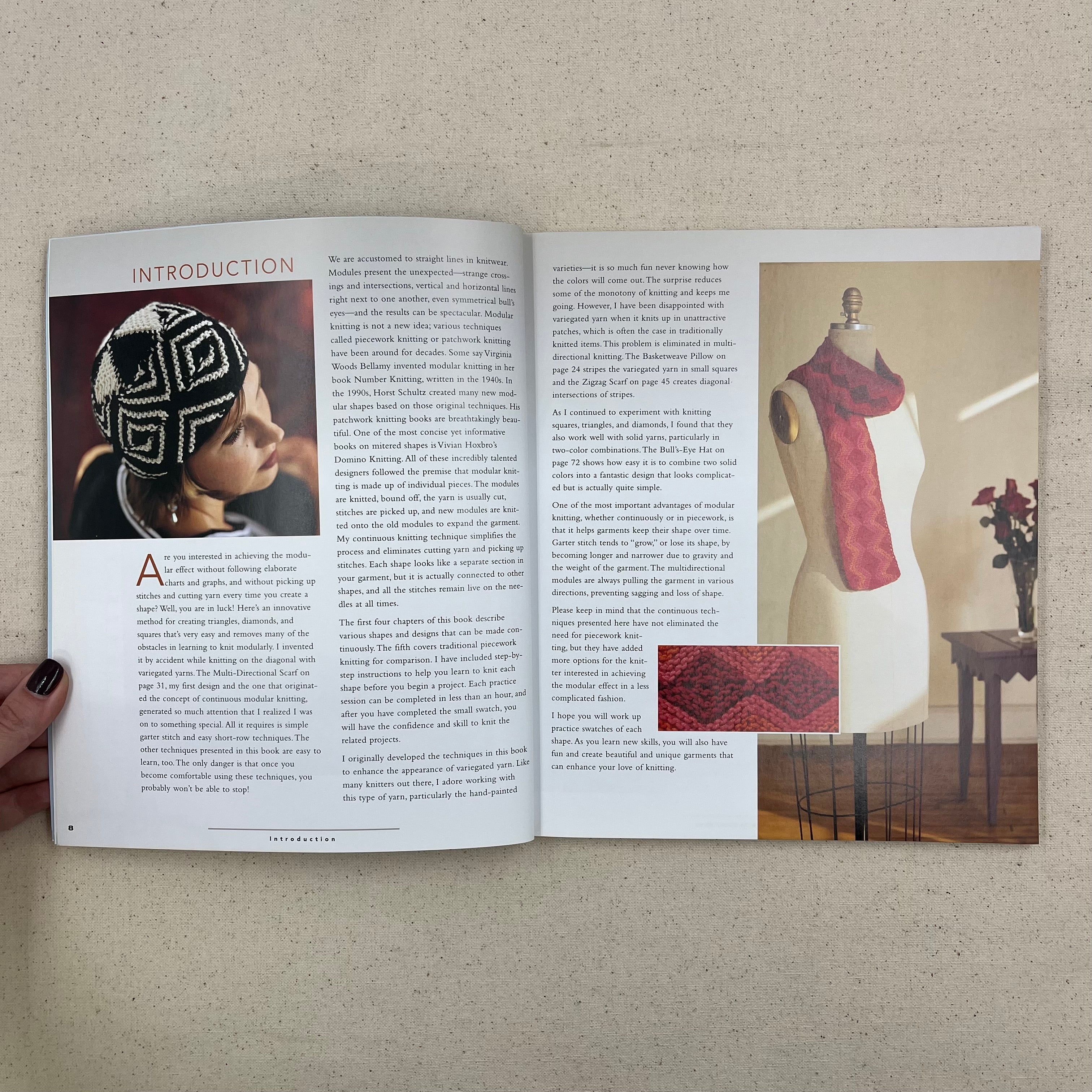 Knitting Book - Modular Knits (NBK0322)