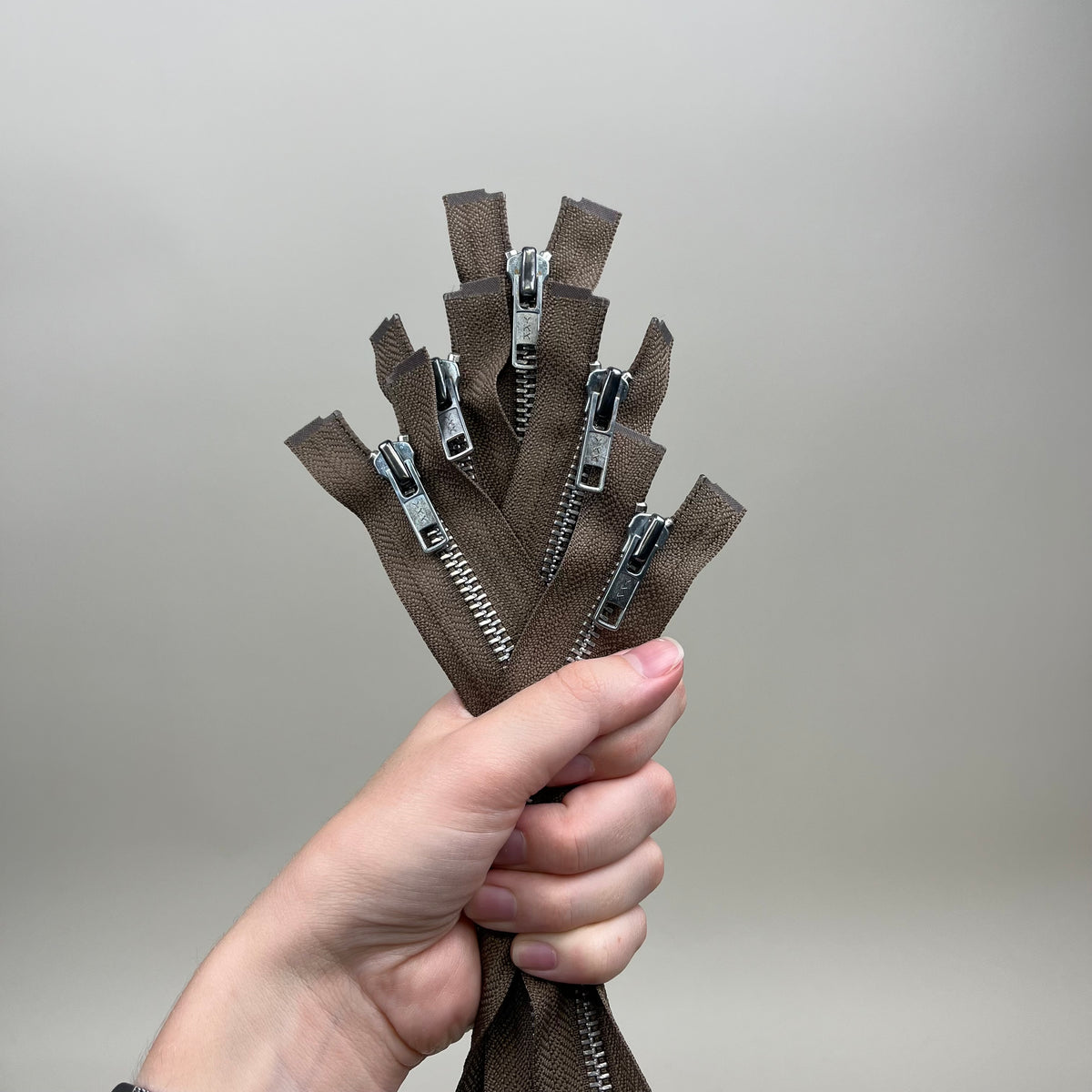 5 Separating Metal Zippers - Earth & Silver 26.5" (NZP0516)