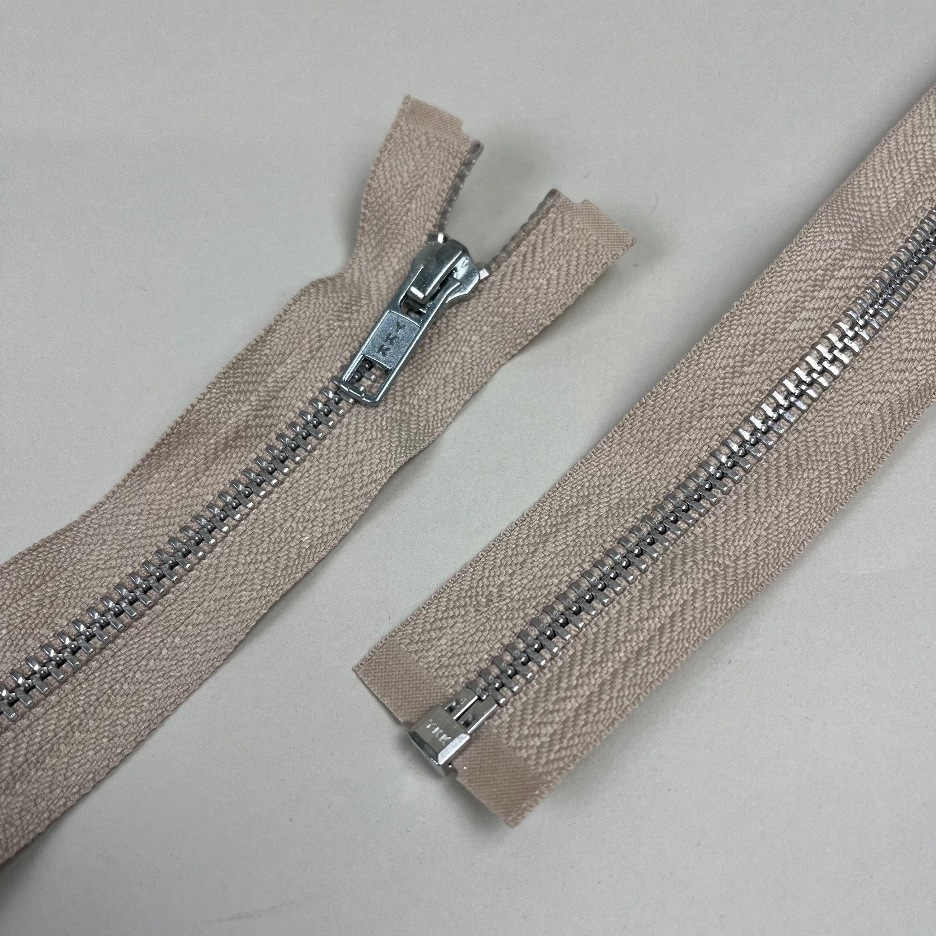 Separating Metal Zipper - Sand Dune & Silver 17.5" (NZP0427)