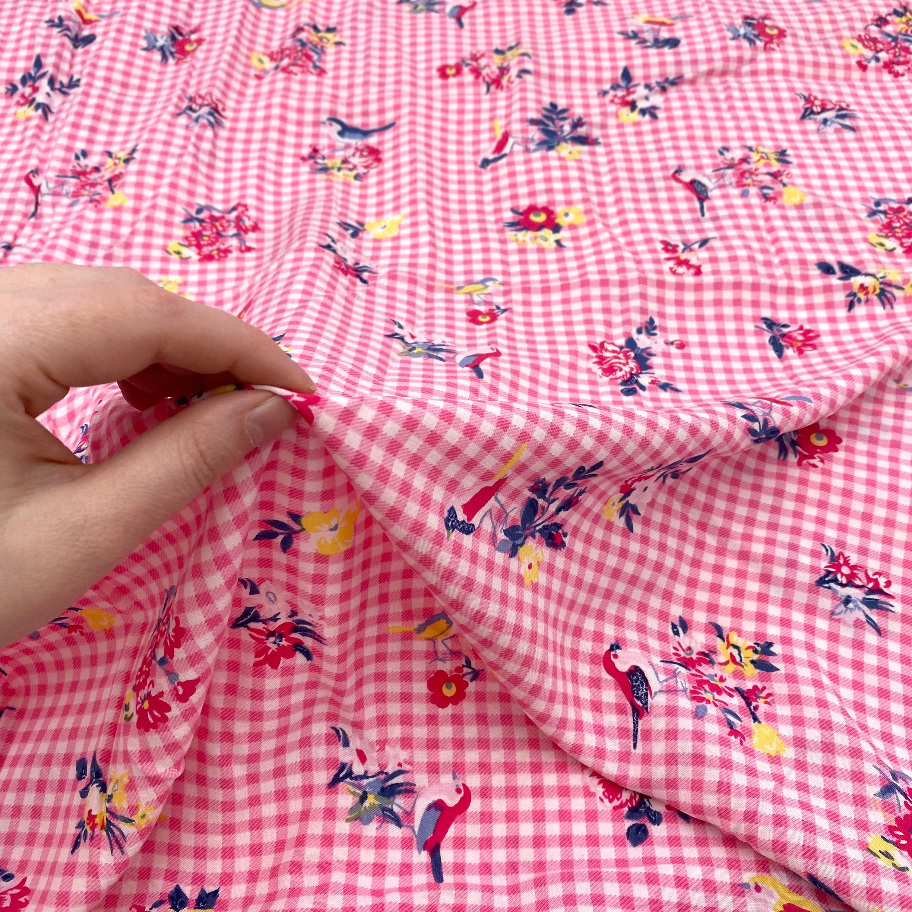 Rayon Dress Weight - Pink Floral Gingham (WDW3372)
