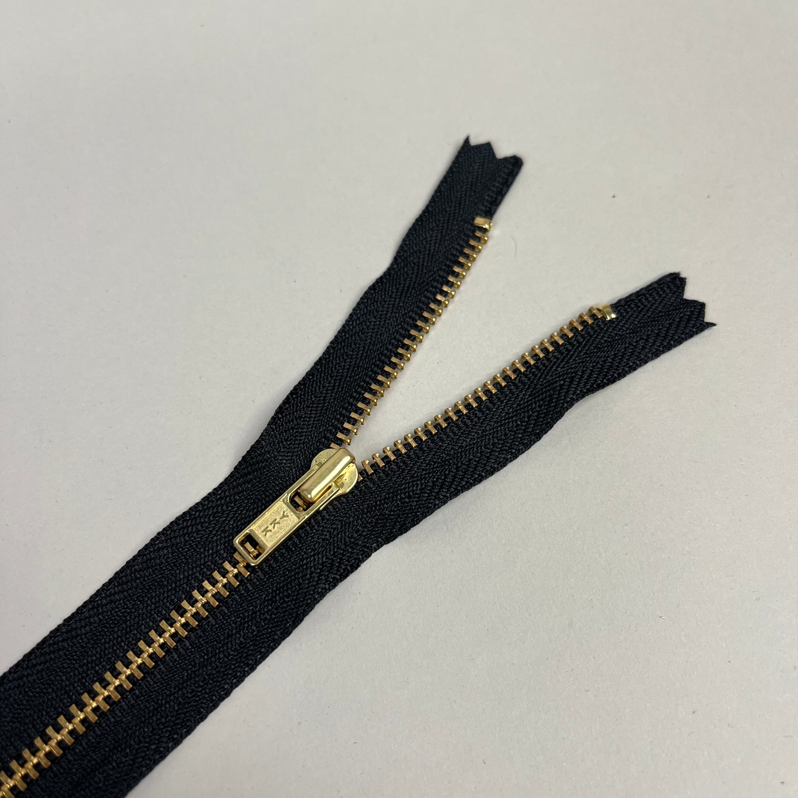 Closed-End Metal Zipper - Black & Gold 6" (NZP0386)