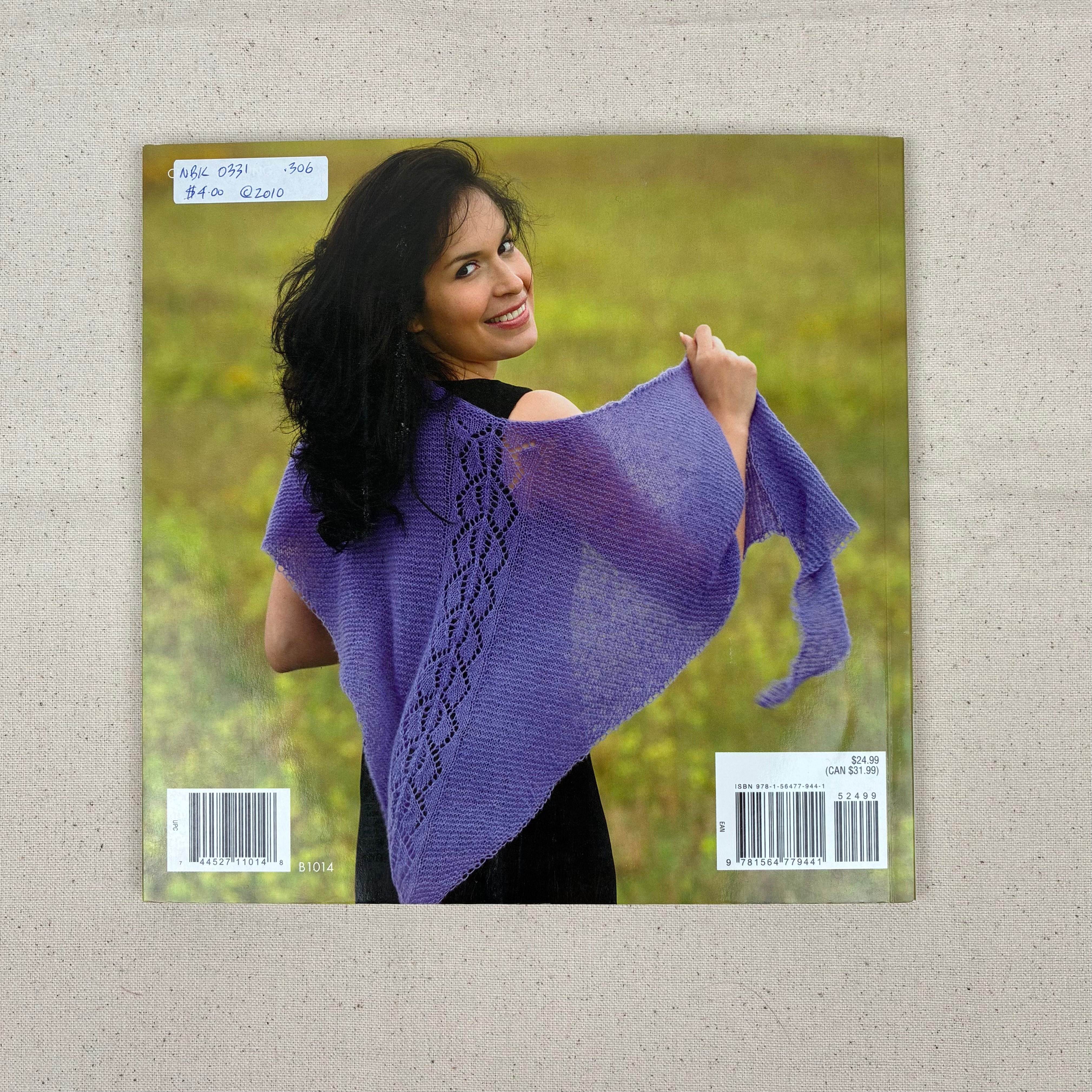 Knitting Book - Contemporary Knitted Shawls (NBK0331)