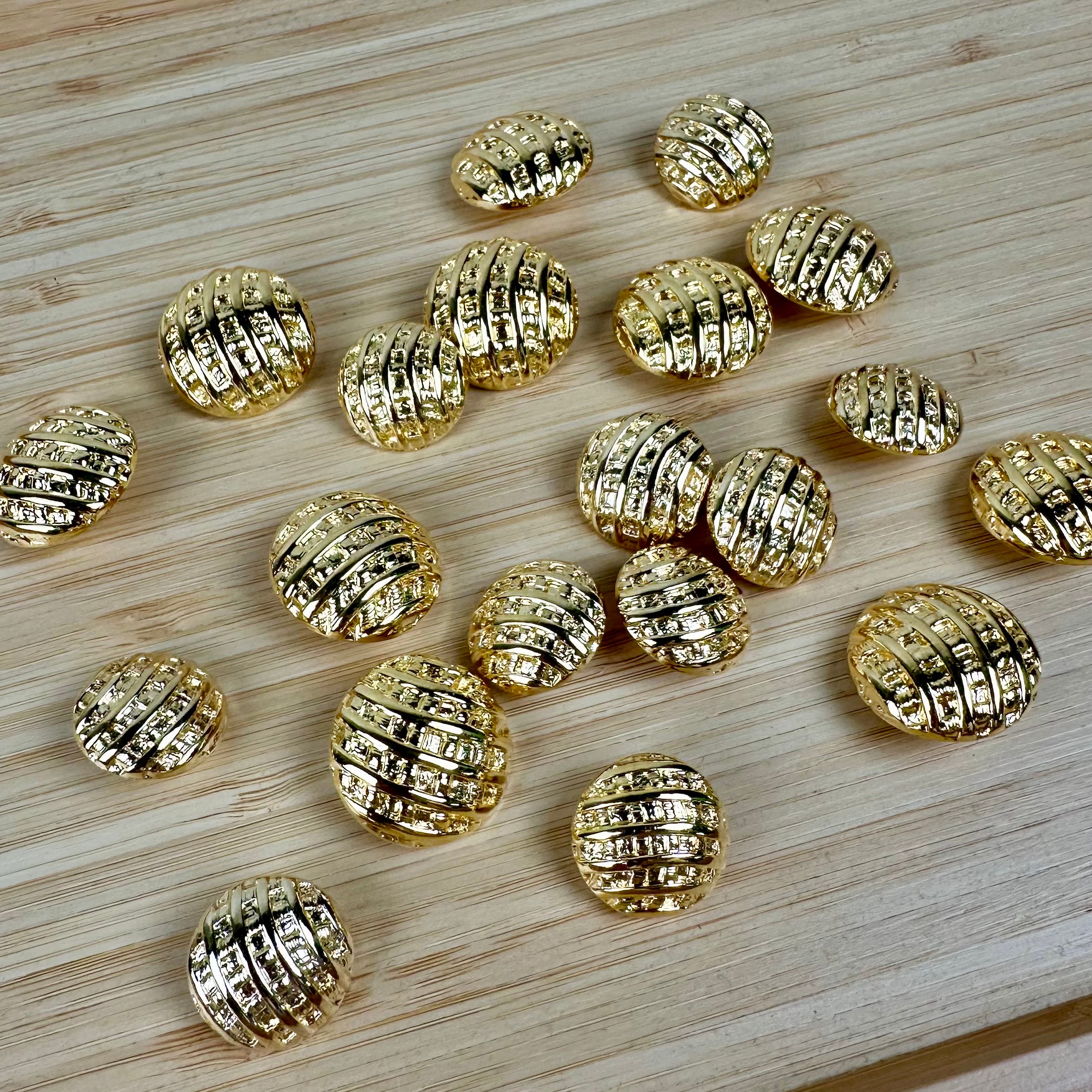 Buttons - Gold Plastic(NBU0026:28)