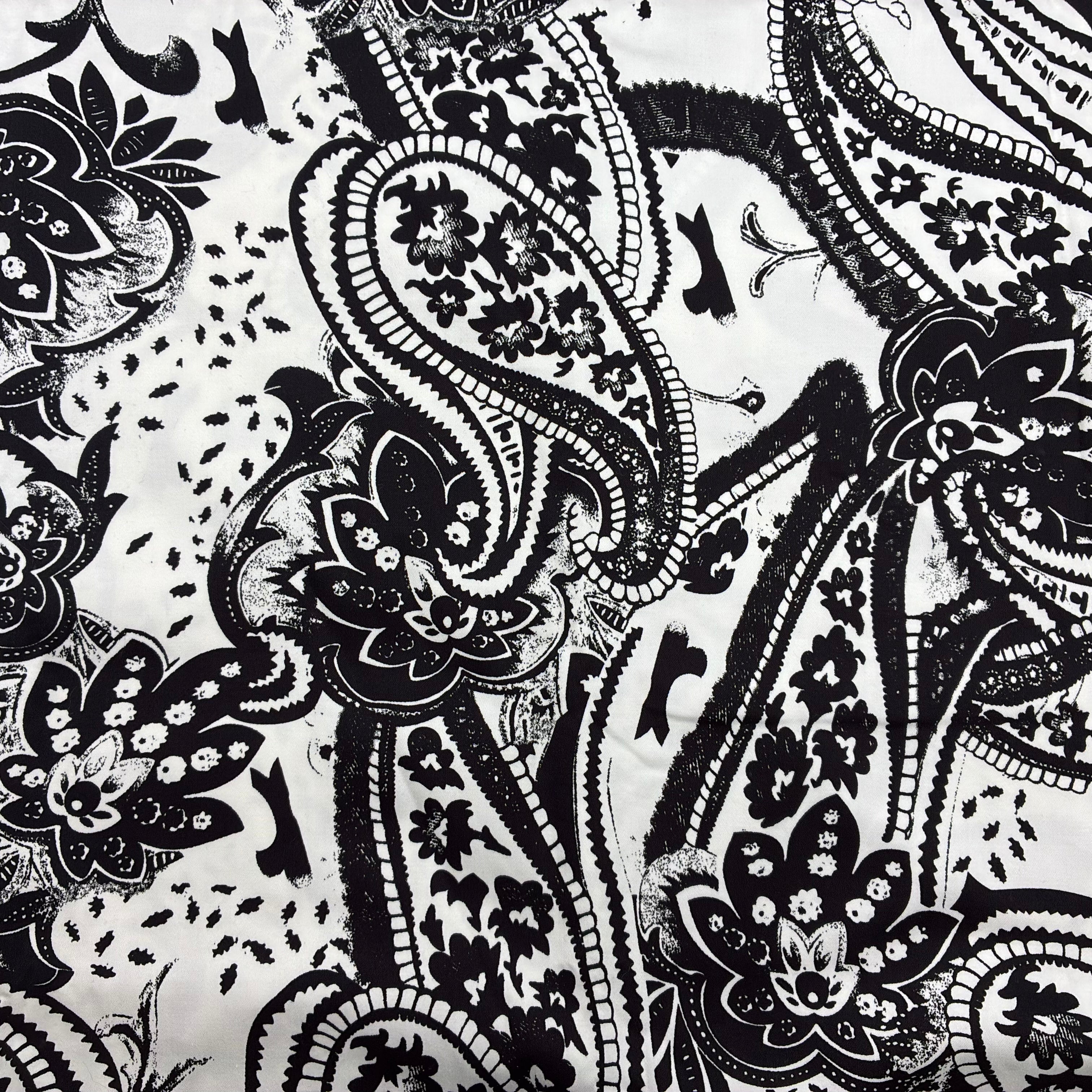 Cotton Dress Weight - Paisley Black & White (WDW3261)