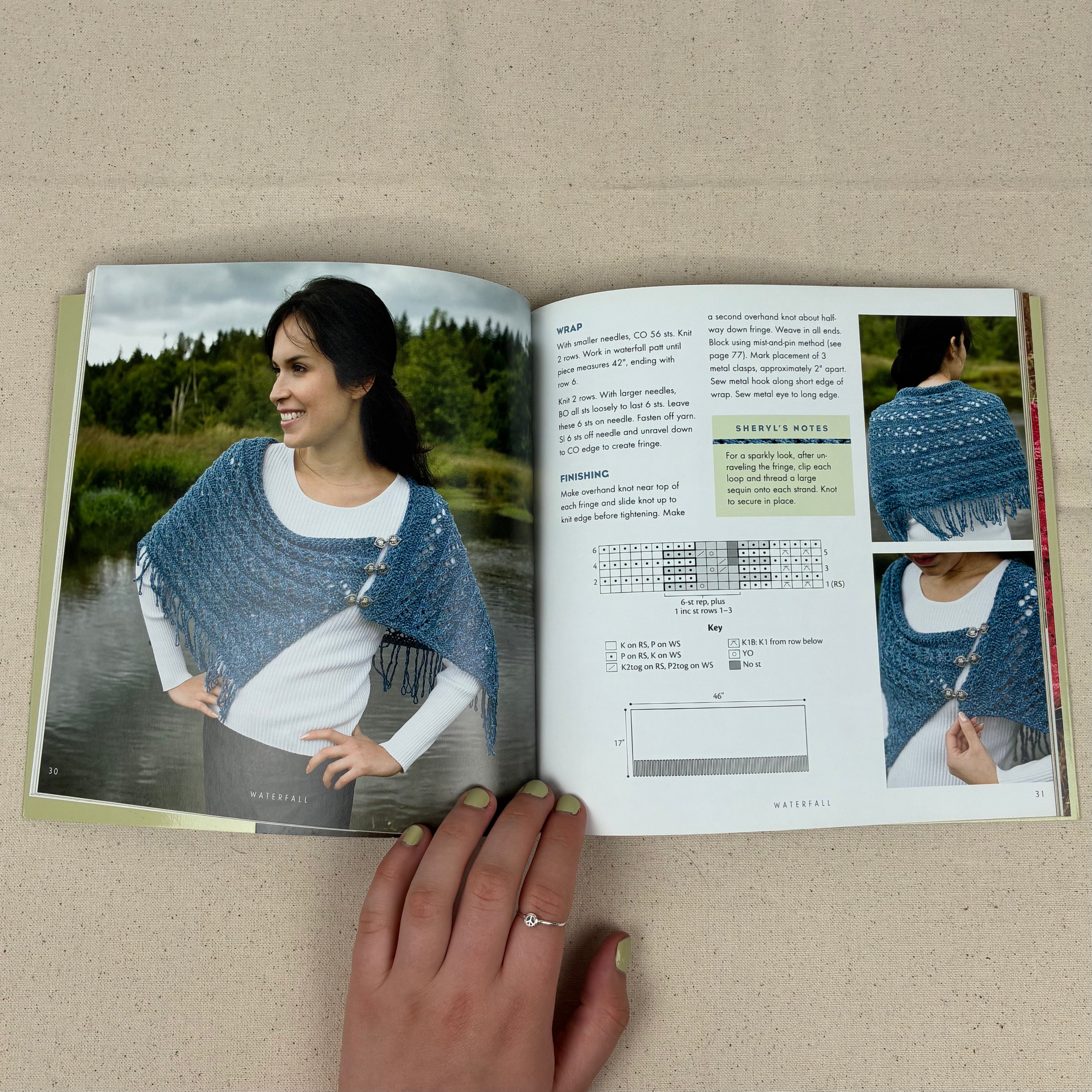 Knitting Book - Contemporary Knitted Shawls (NBK0331)
