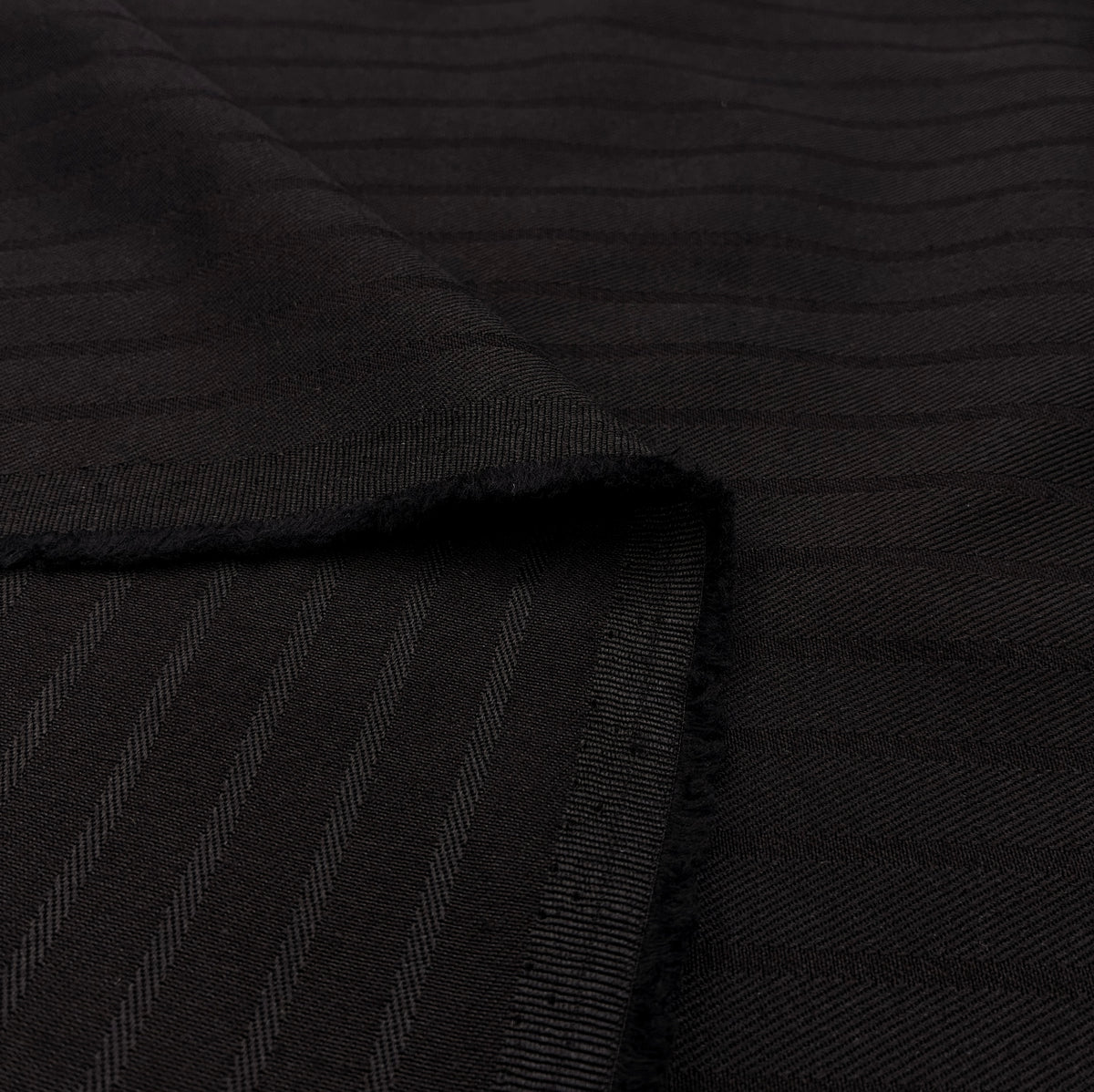 Twill Suit Weight - Noir Stripes (WTW0093)