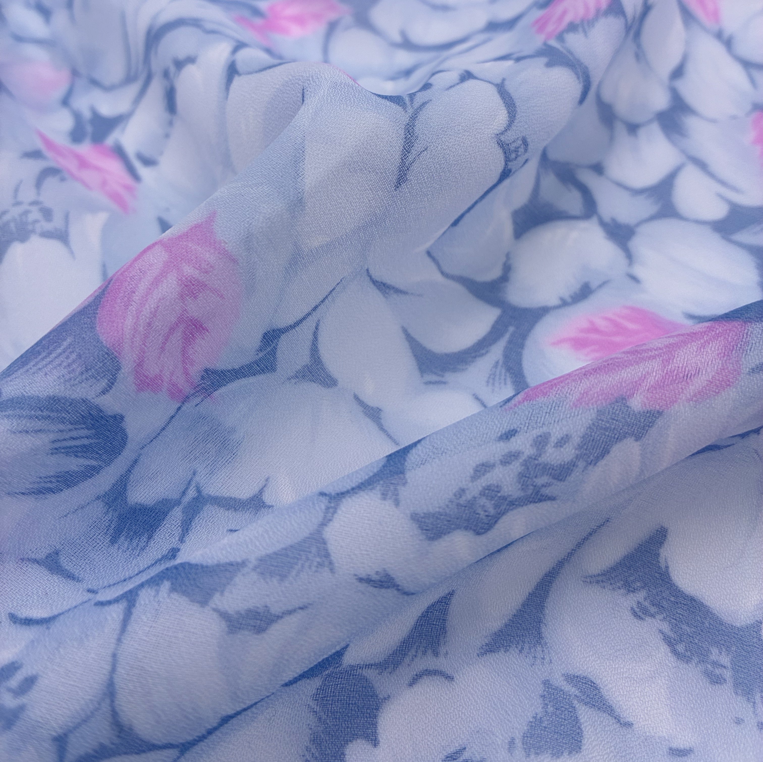 Blouse Weight - Violet Field (WDW3389)