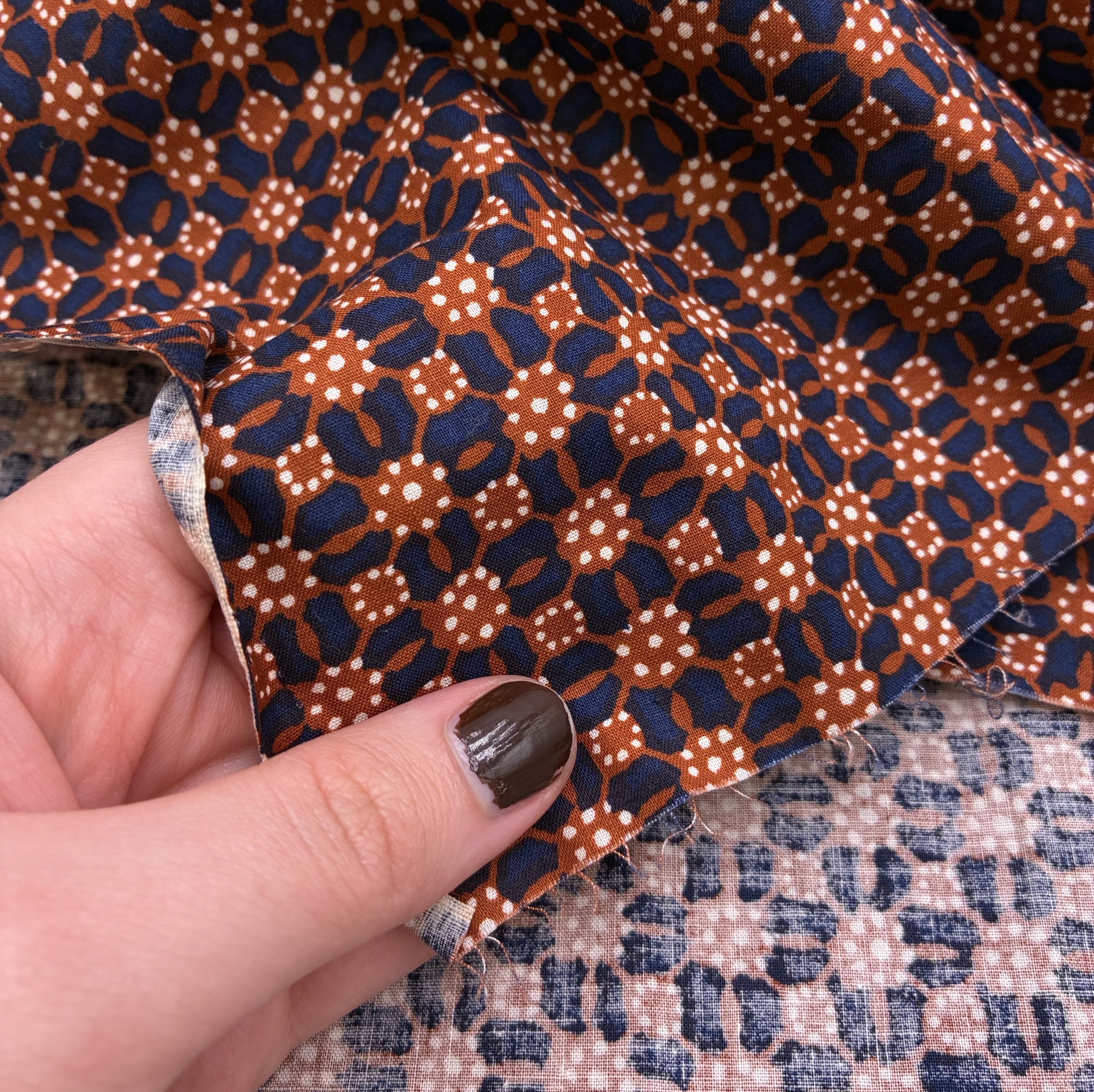 Quilting Cotton - Navy Brown (WQC2924)