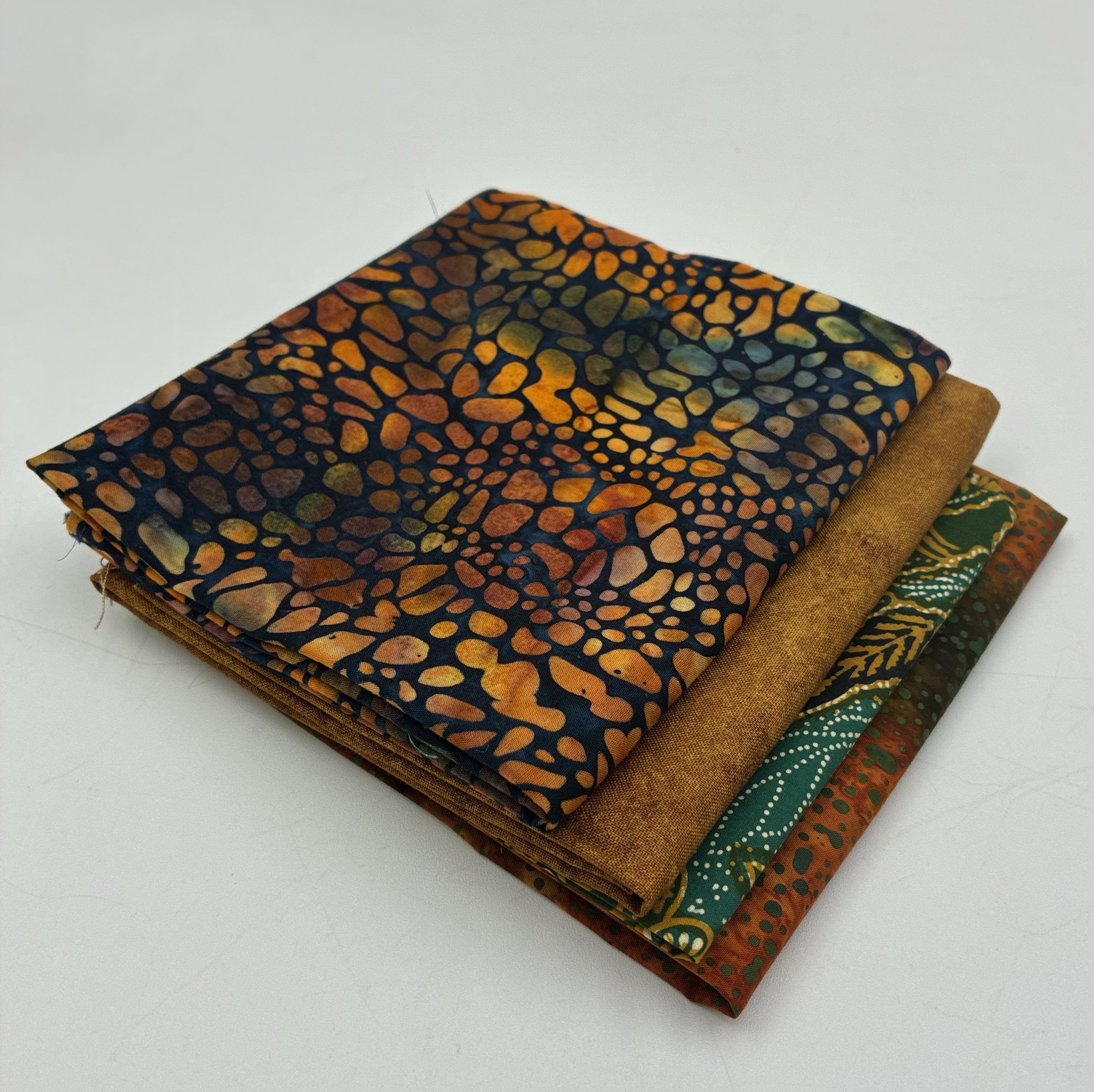 Quilting Cotton Fat Quarter Bundle - Earthtones (WQC3152)