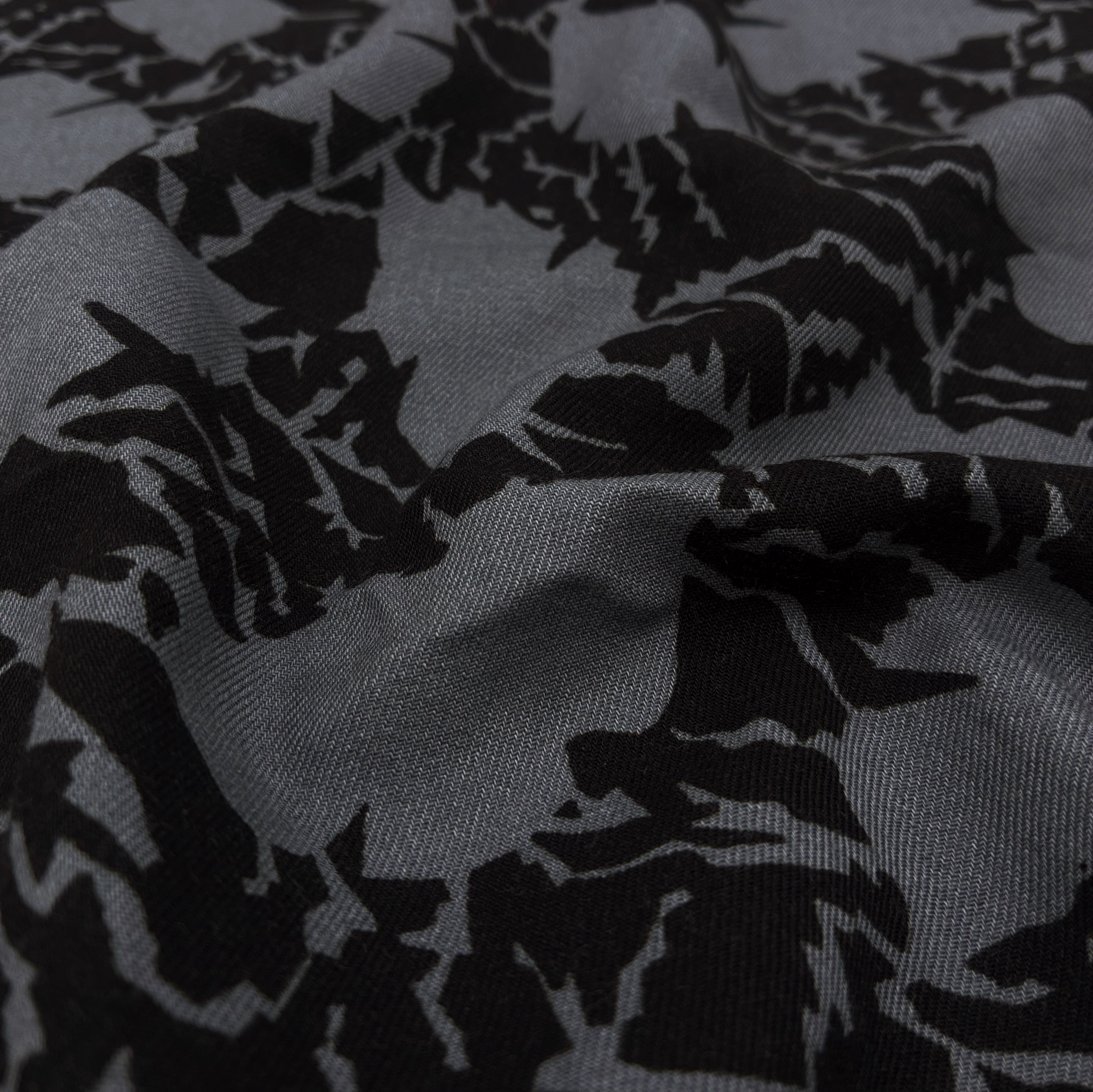 Twill Suit Weight - Cracked Ice (WTW0061)