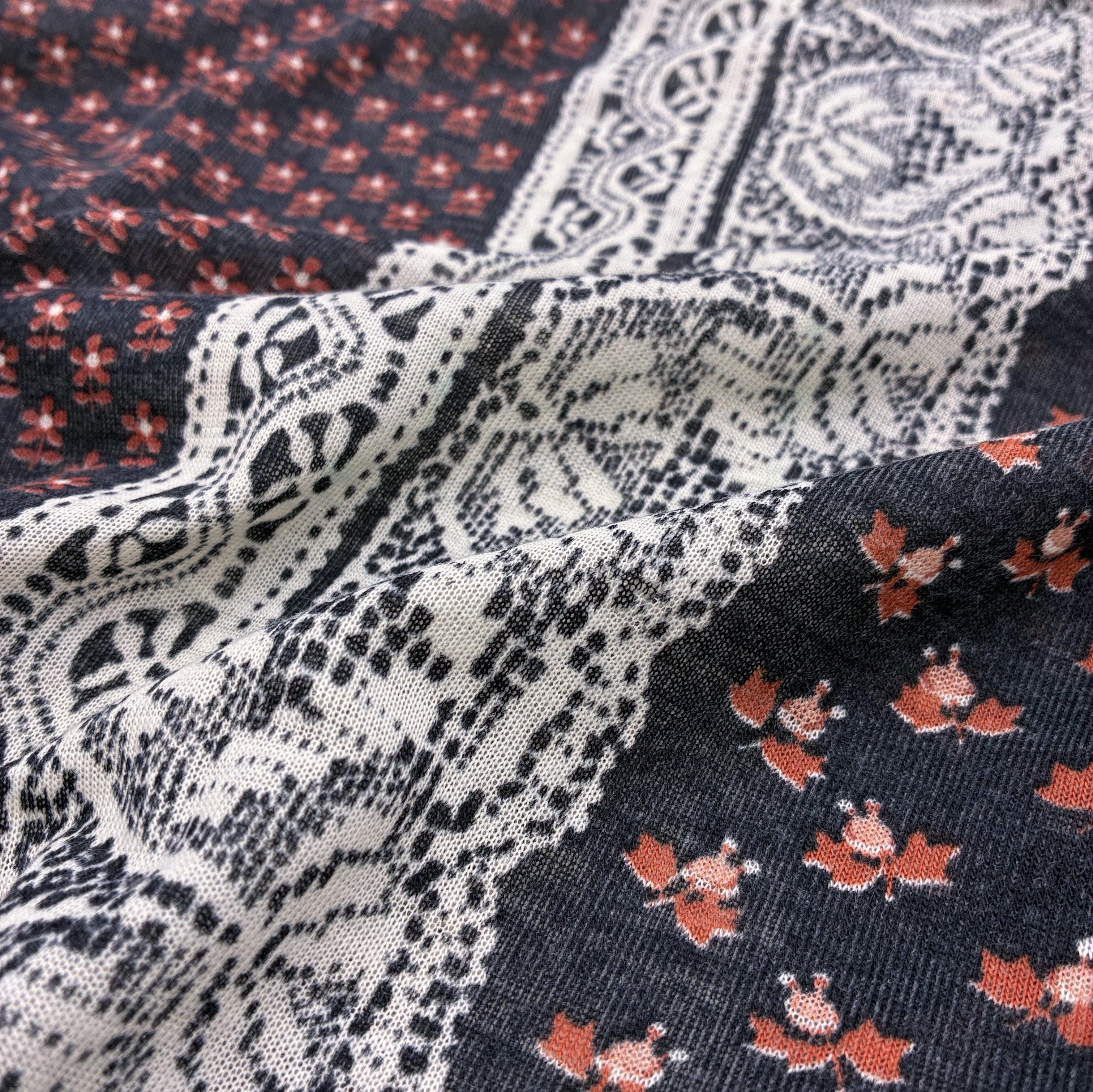 Vintage Knit - Rusty Blooms (KXX0254)