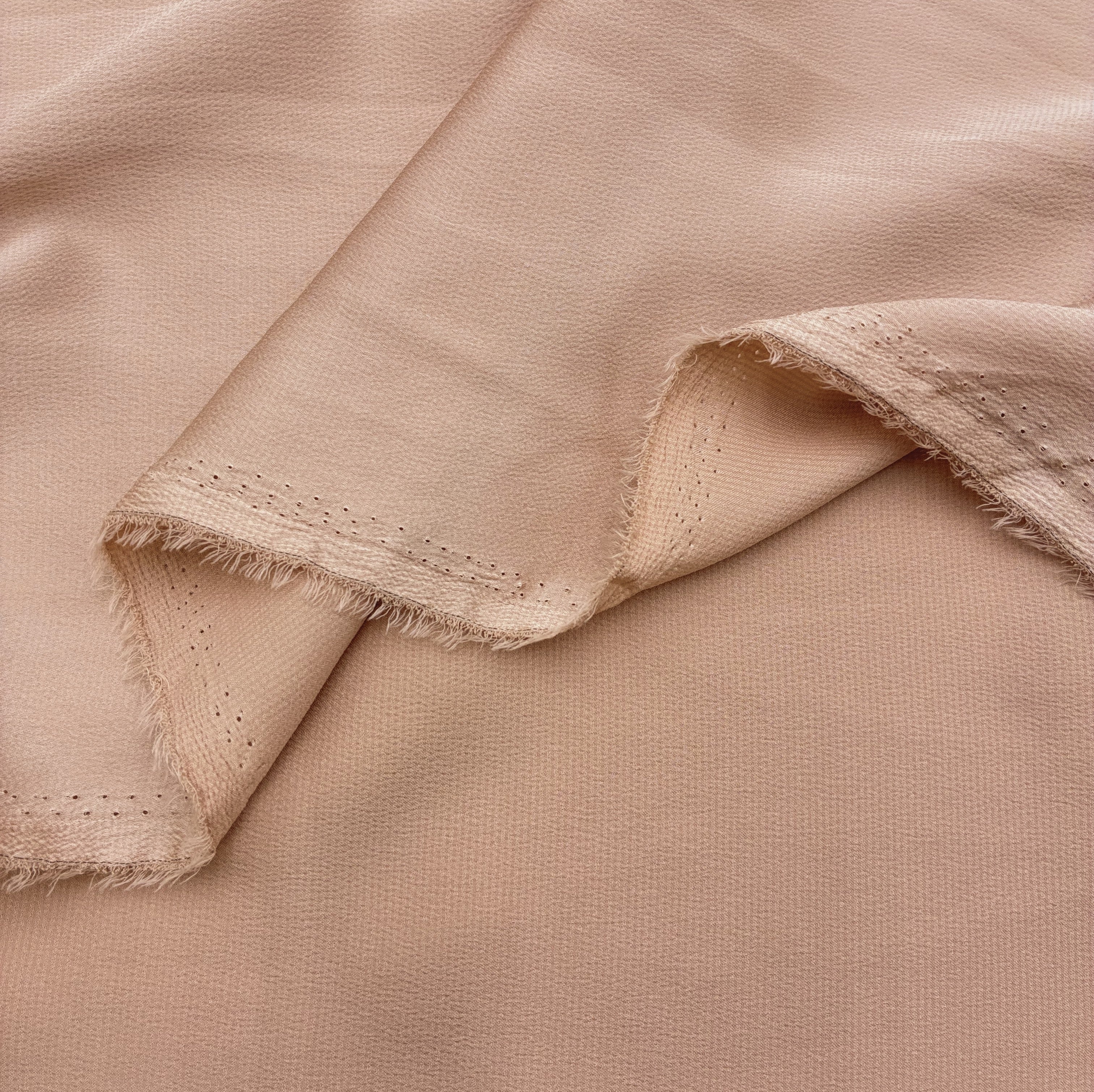 Satin Crepe - Champagne (WDW3469)