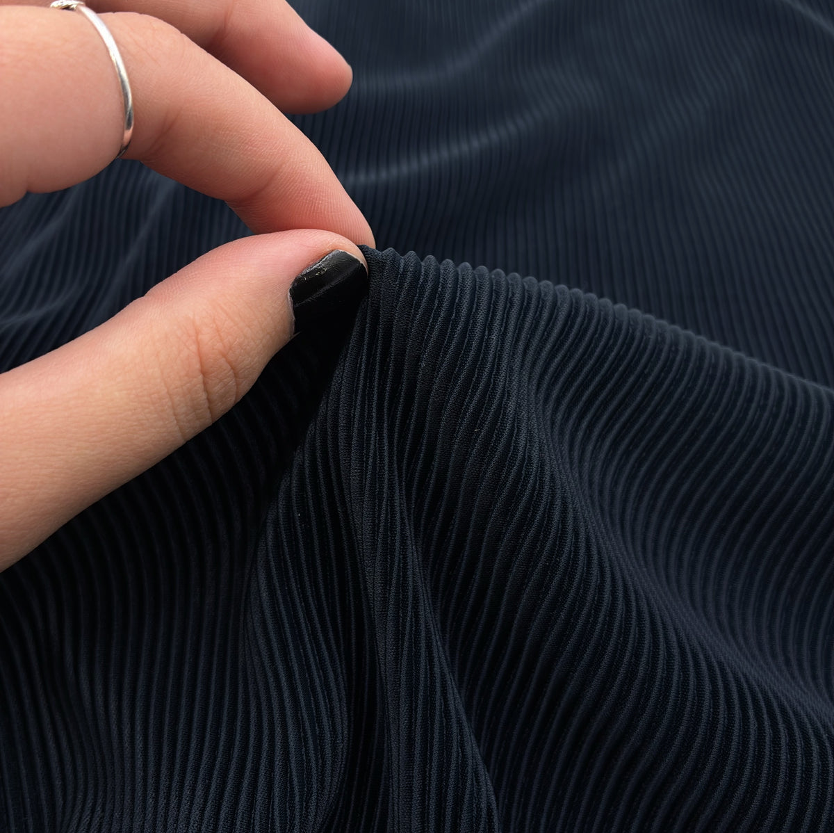 Pleated Dress Weight - Vintage Navy (WDW3759)