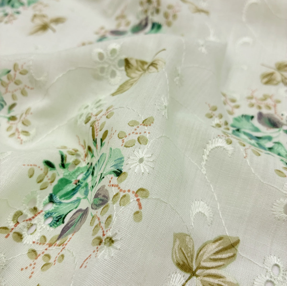Woven Eyelet Blouse Weight - Vintage Bouquet (WDW3761)