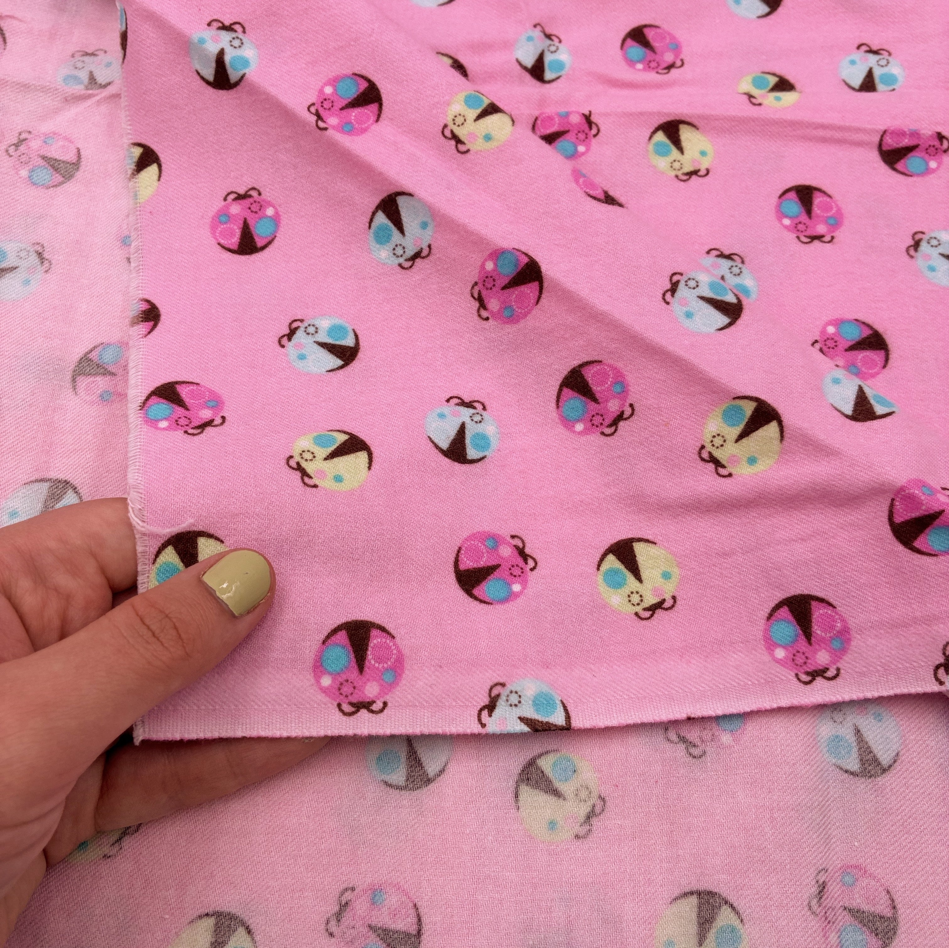 Cotton Flannelette - Lovely Ladybugs (WFL0418)