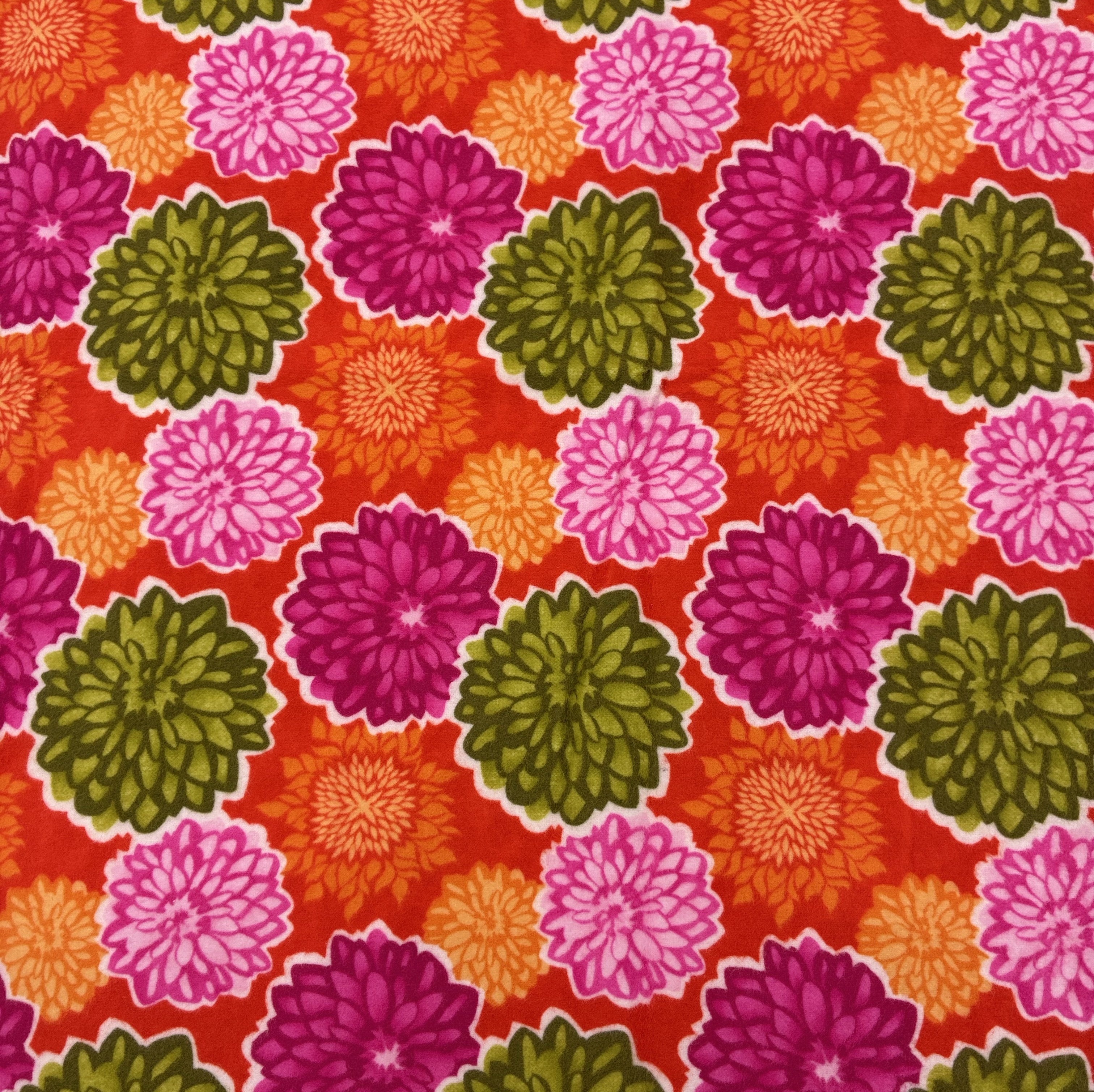 Cotton Flannelette - Darling Dahlias (WFL0420)