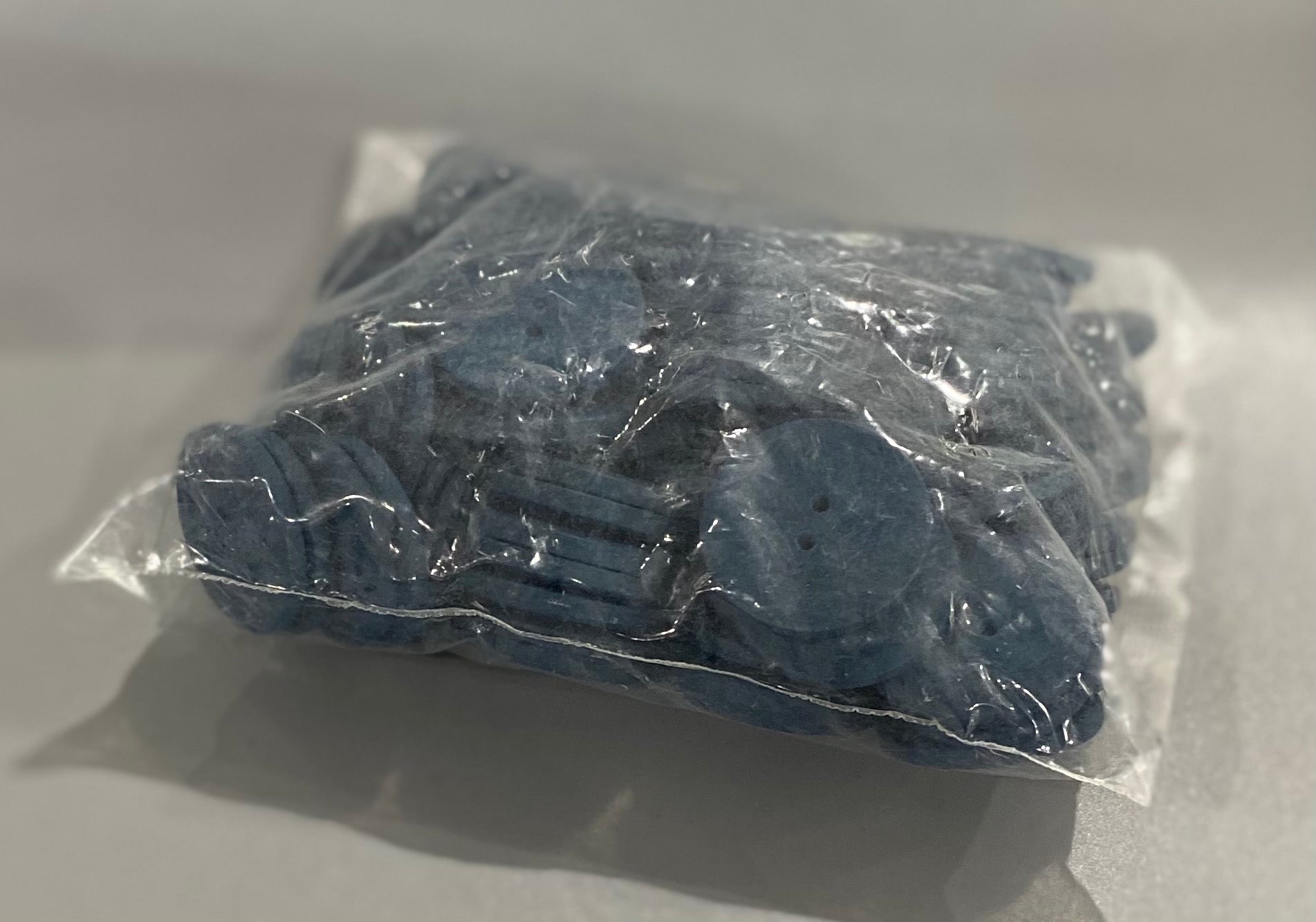 27mm Etched Buttons, Various Colours (NBU0003,7:9,13,17,22,57)