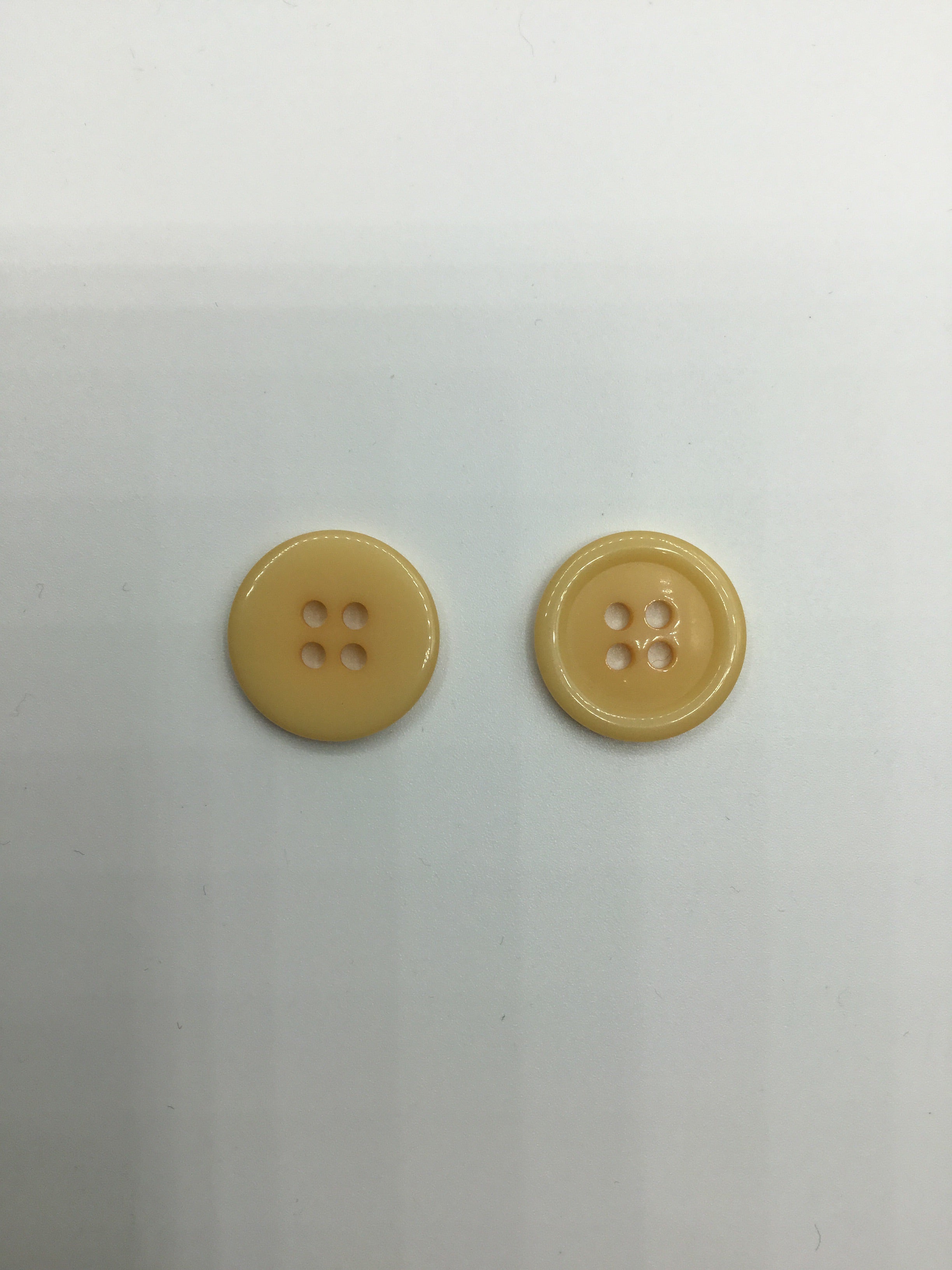 Buttons, Plastic, 1.9cm , Dark Yellow (NBU0424)