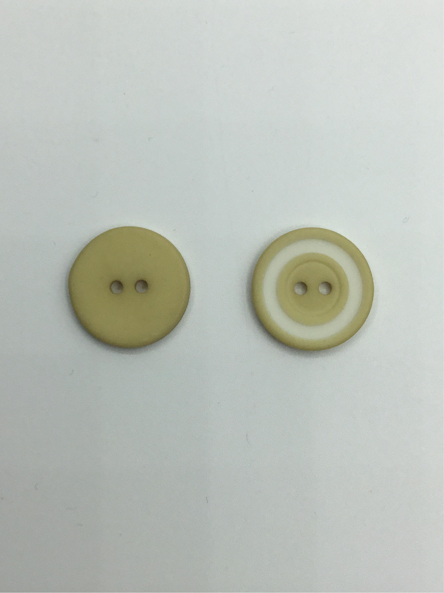 Buttons(Plastic), Yellow and White 1.9cm (NBU0422)