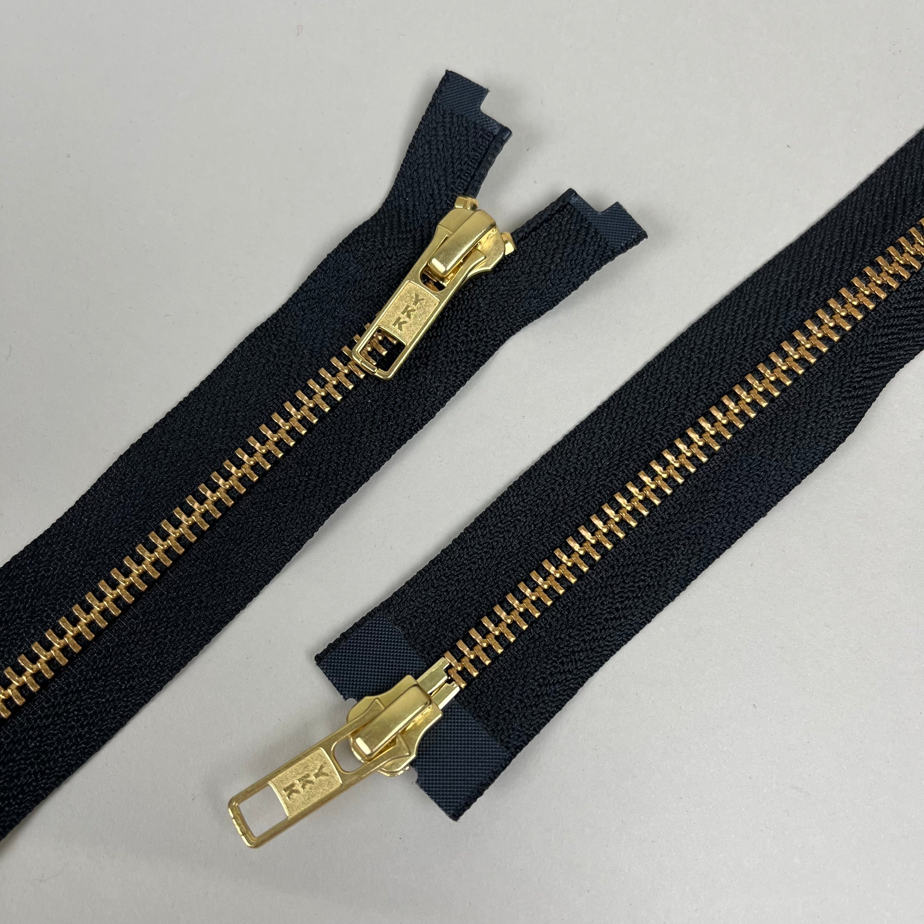 Two-Way Metal Zipper - Black & Gold 22.8" (NZP0389)