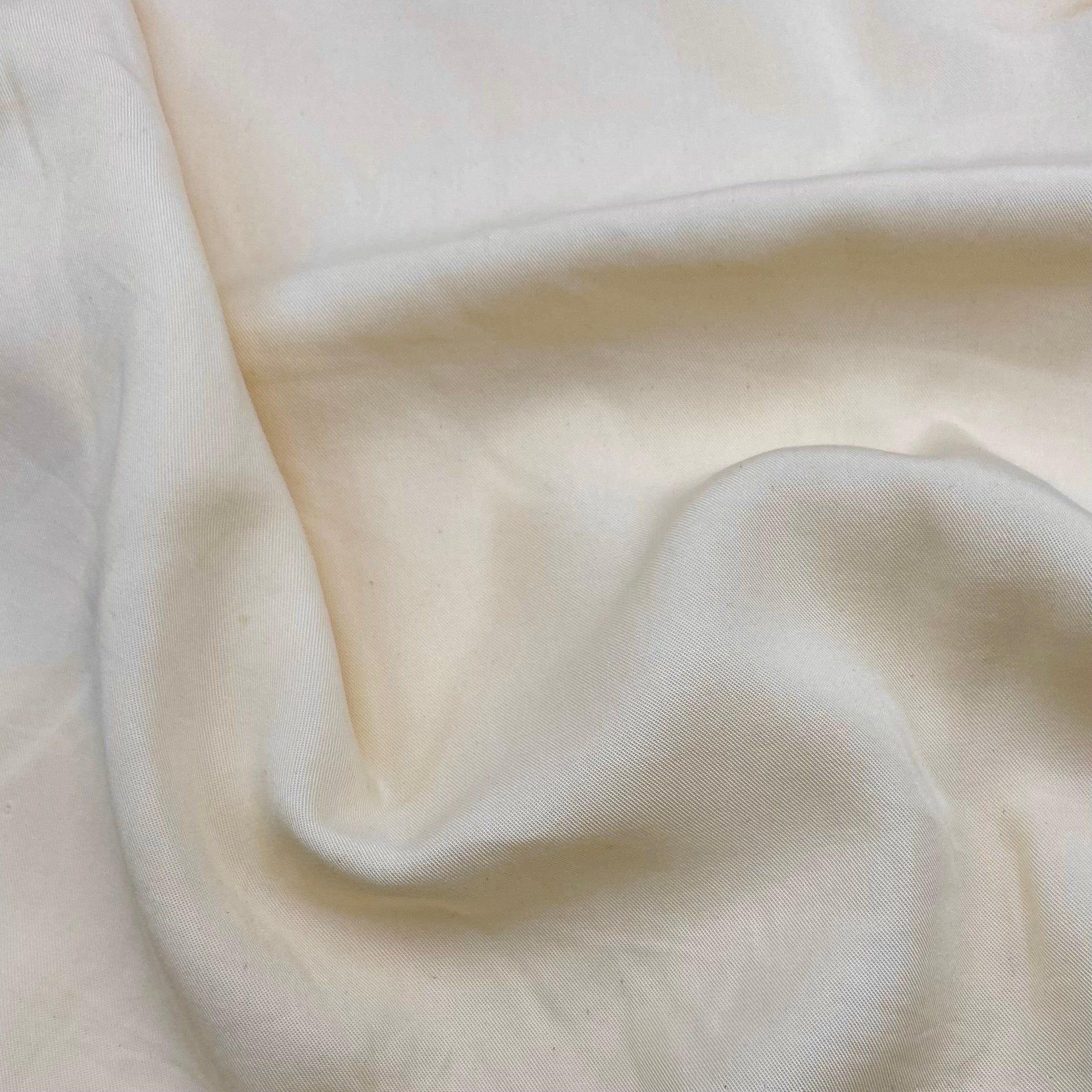 Cotton/Tencel Twill Shirting - Cream (WDW3330)