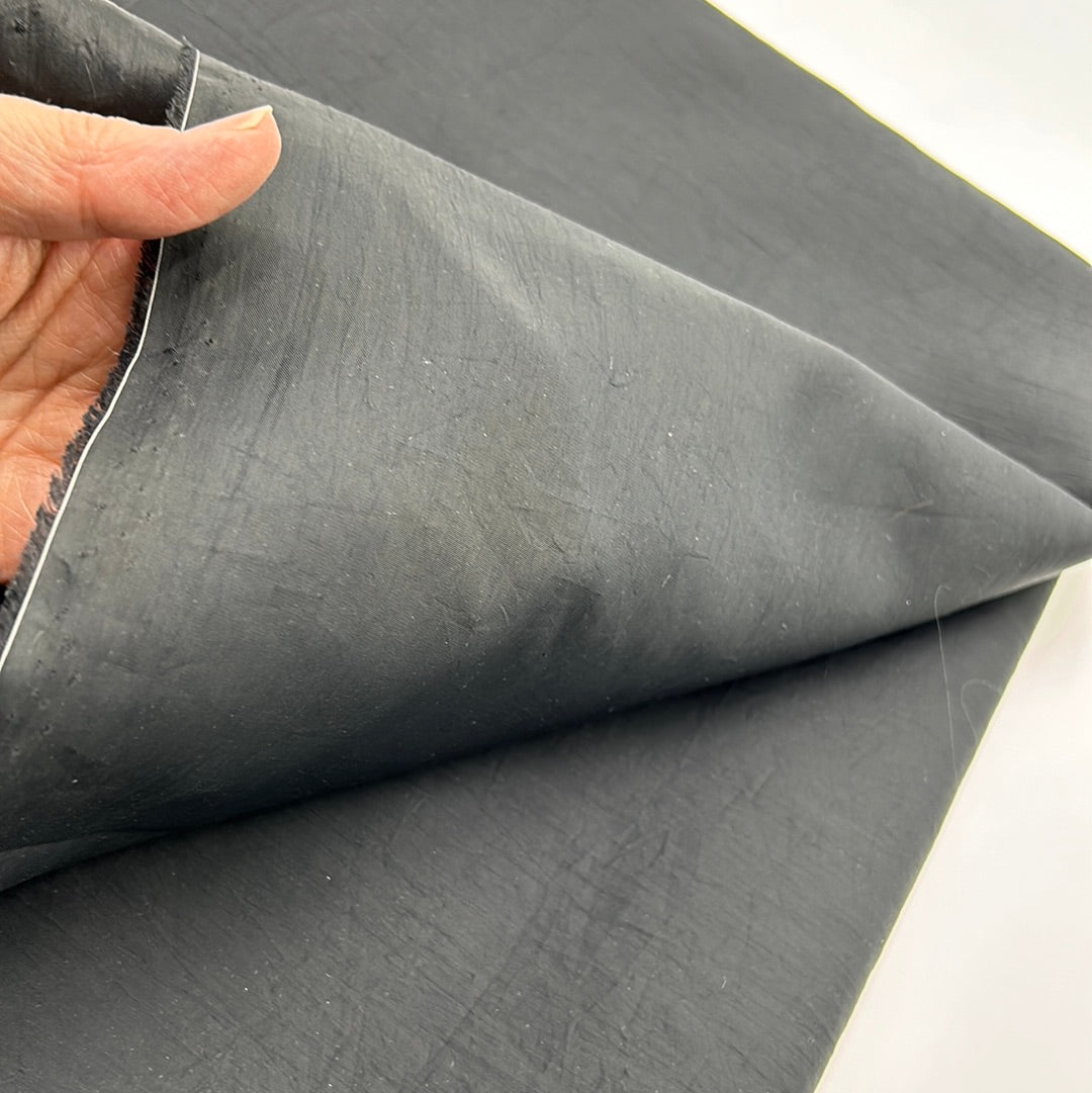 Lining - Black (SLN0074)