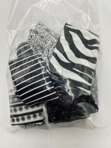 Quilting Cotton Scrap Bag, Black & White #2 (WQC2559)