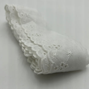 Cotton Scalloped Eyelet Lace, White (NXX1195)