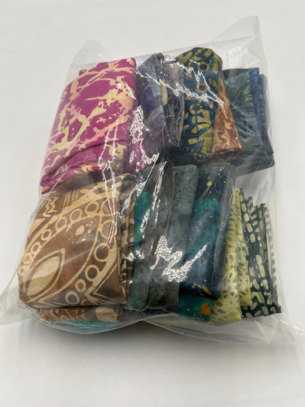 Quilting Cotton Scrap Bag, Mixed Batiks #1 (WQC2565)