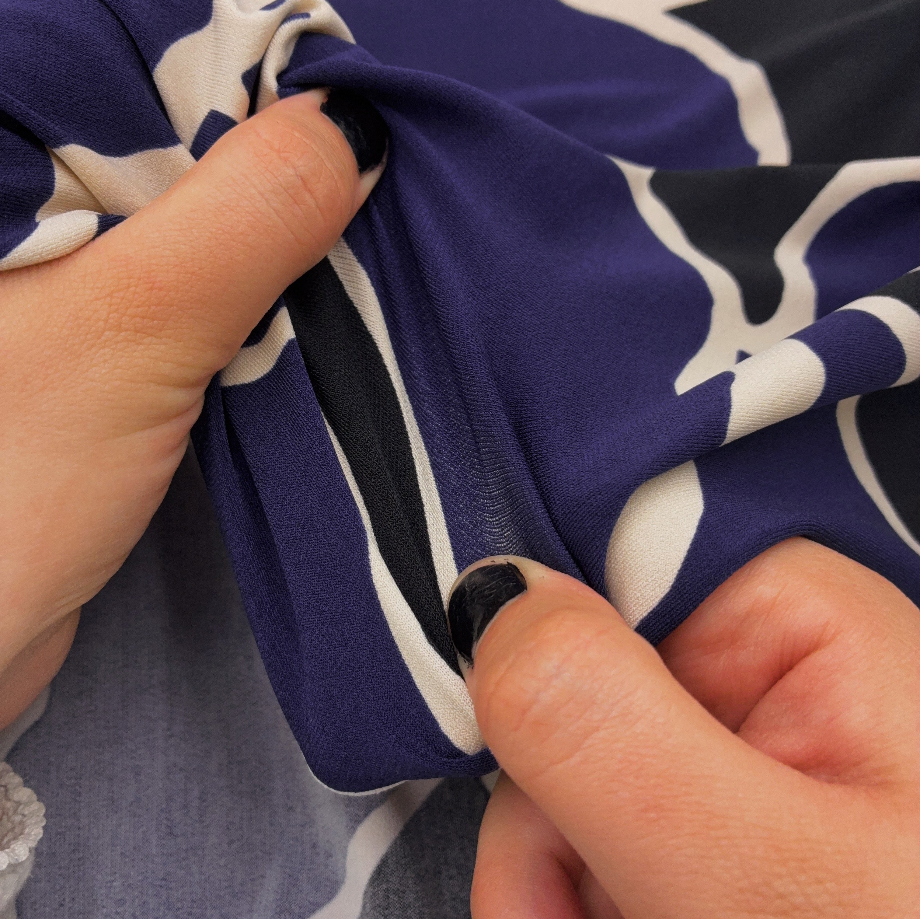 Slinky - Navy Daisy (KIT0285)