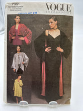 Load image into Gallery viewer, VOGUE Pattern, Misses&#39; Evening Kimonos (PVO7351)

