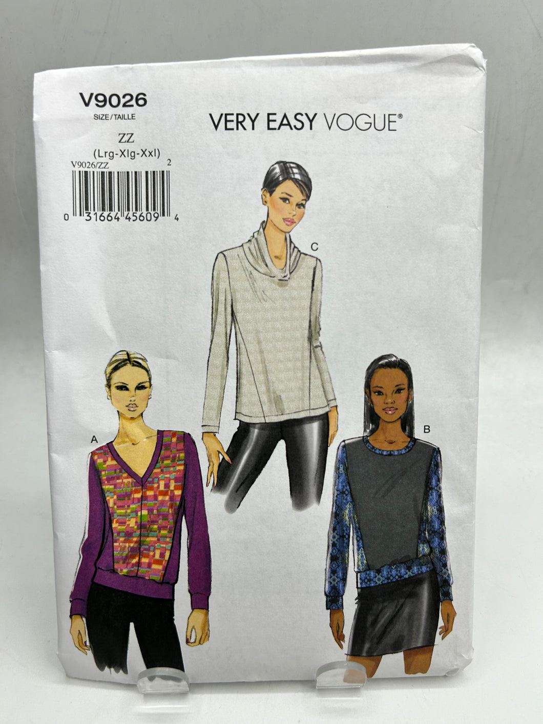 VOGUE Pattern, Misses' Top (PVO9026)