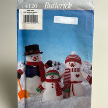 Load image into Gallery viewer, BUTTERICK Pattern, Snowman Family (PBT4120)
