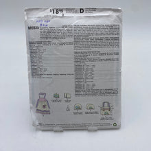 Load image into Gallery viewer, McCall&#39;s Pattern - Aprons M6935 (NPA0160)
