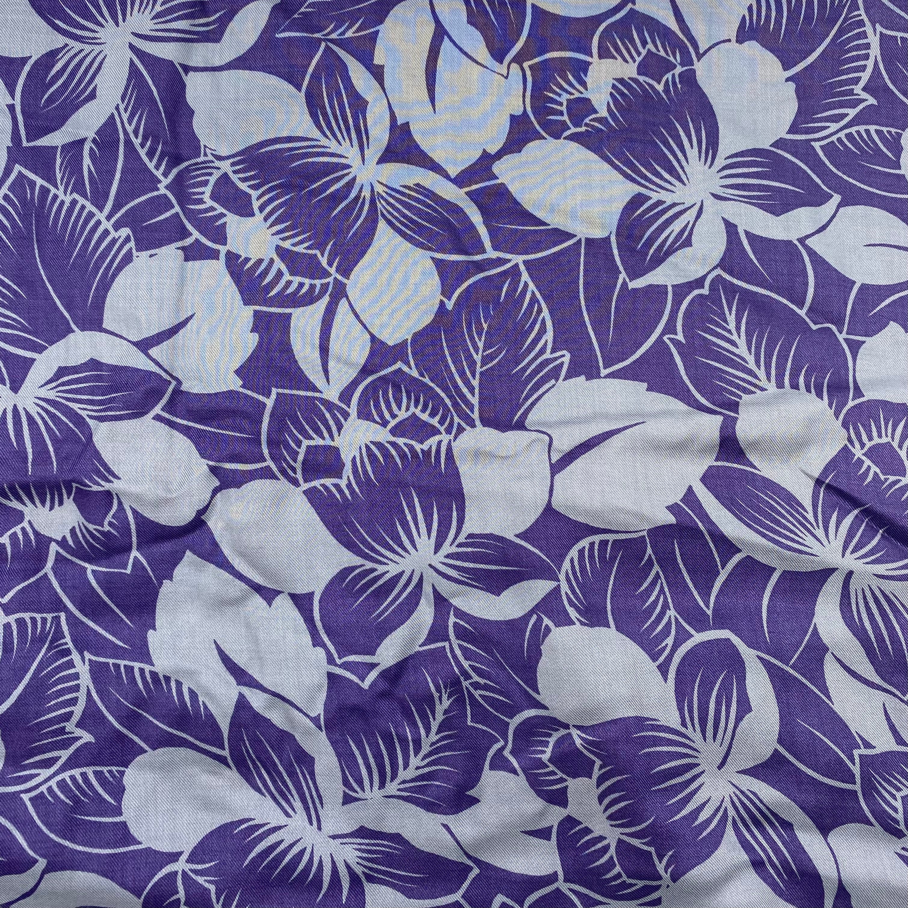 Rayon Dress Weight - Violet Field (WDW3360)