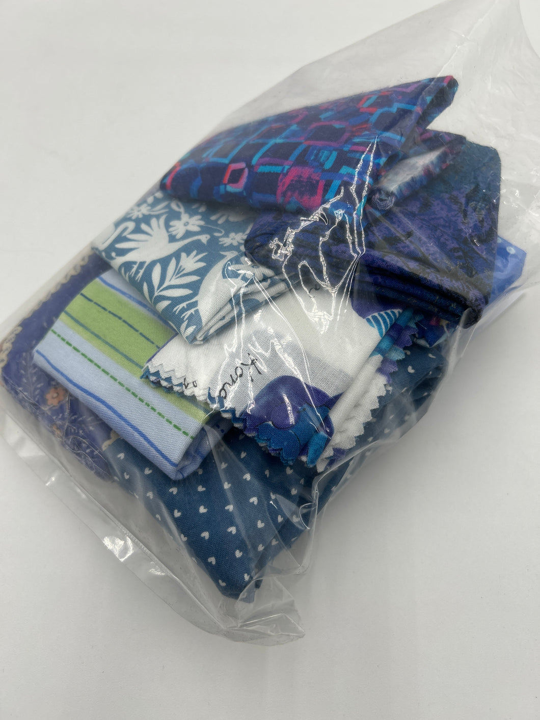 Quilting Cotton Scrap Bag, I've Got The Blues #4 (WQC2574)
