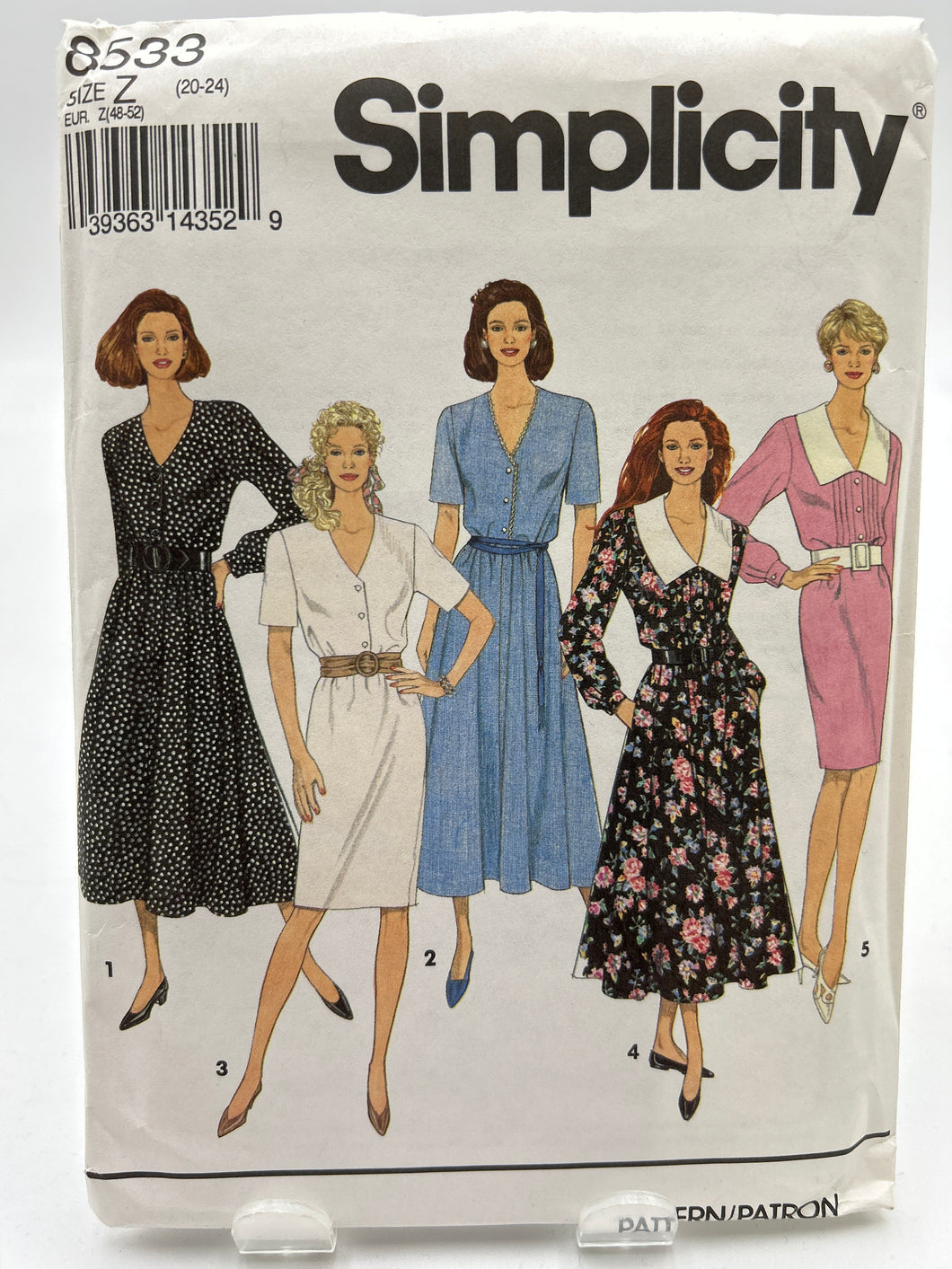 SIMPLICITY 20+ Pattern, Misses' Dresses (PSI8533)