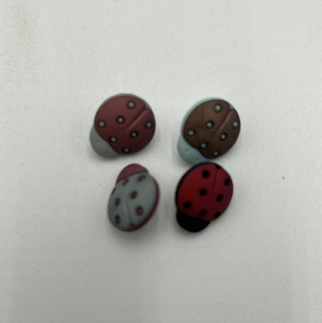 Novelty Button, Ladybug (NBU0538)